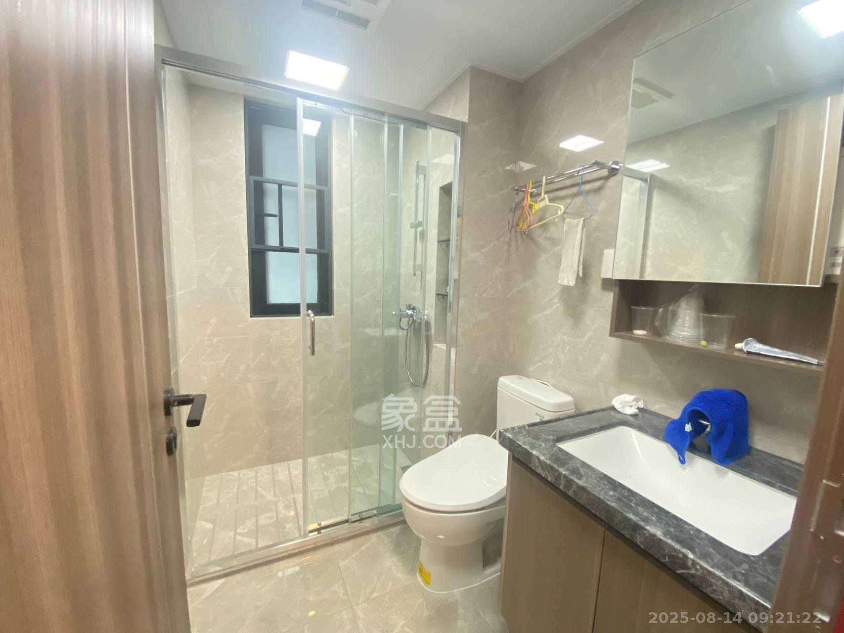 中海阅溪府  3室2厅2卫    3000.0元/月室内图