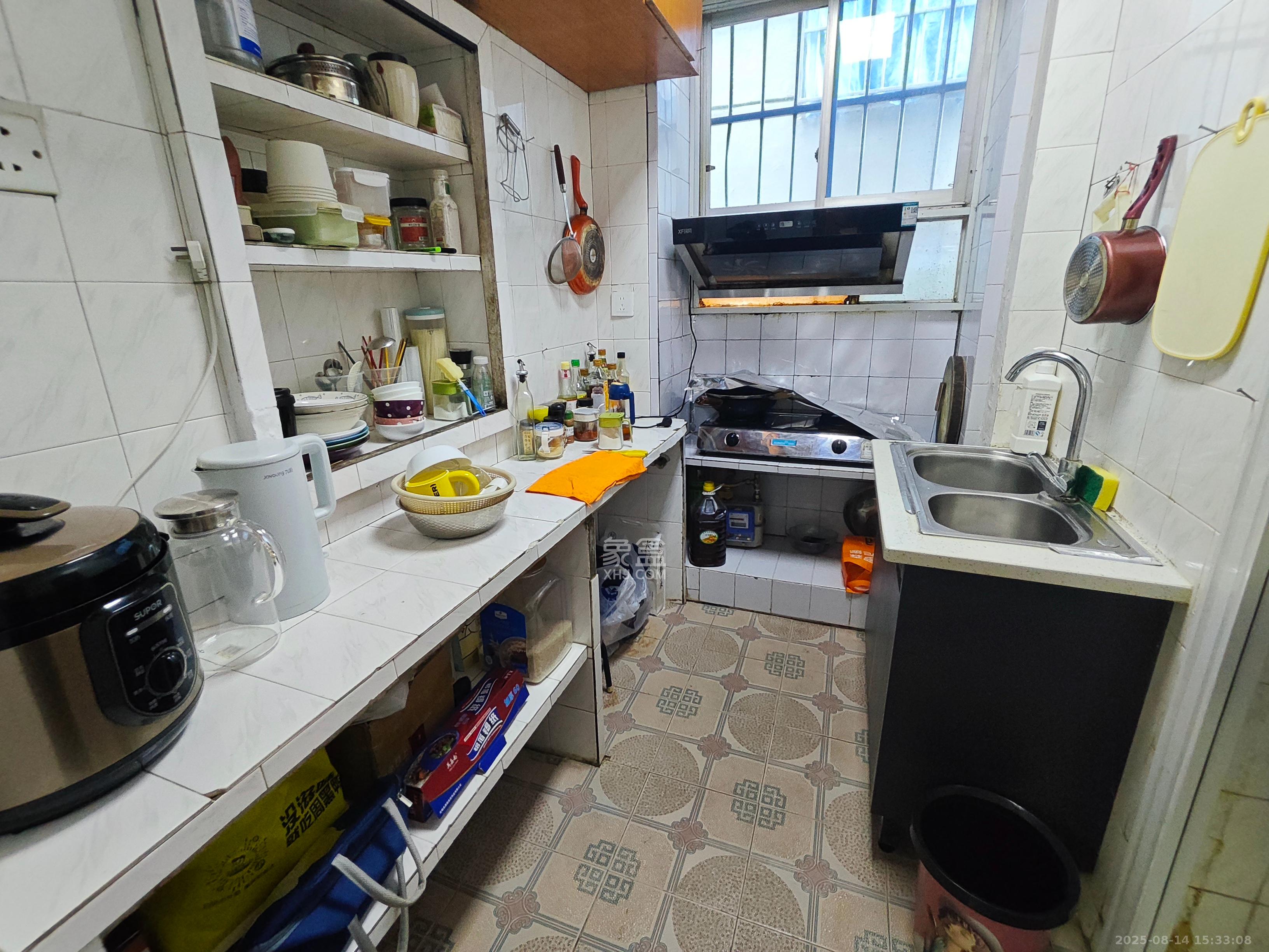 长郡花园 3室1厅1卫 3000.0元/月 长郡花园 3室1厅1卫 3000.0元/月室内图