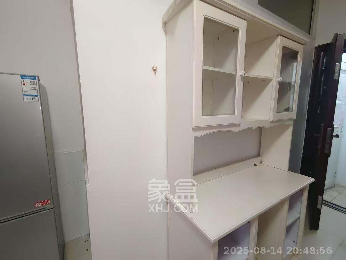 西文庙坪散盘 1室1厅1卫 800.0元/月 西文庙坪散盘 1室1厅1卫 800.0元/月室内图