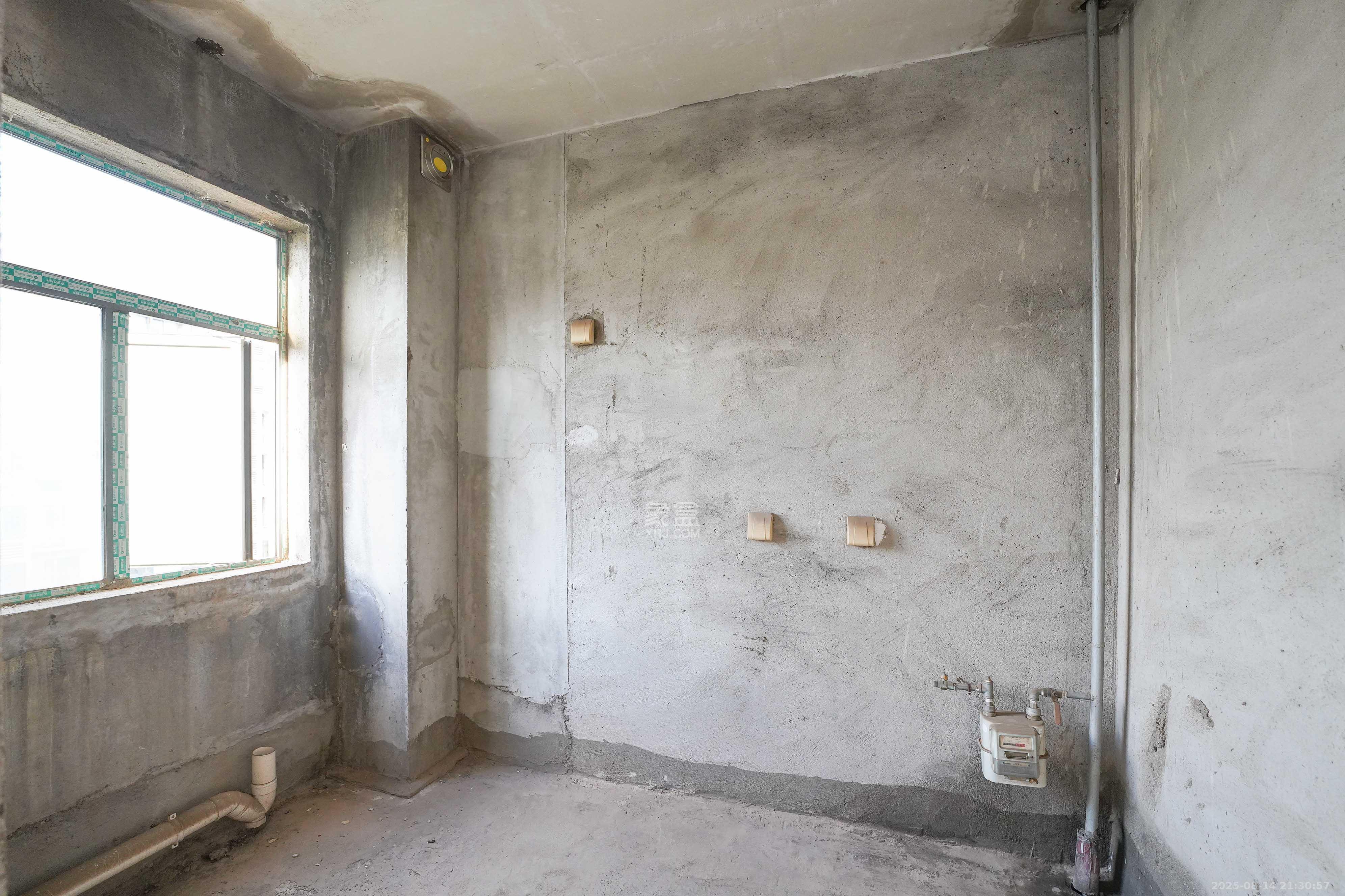 和美星城 4室2厅2卫 130.0万 和美星城 4室2厅2卫 130.0万厨房