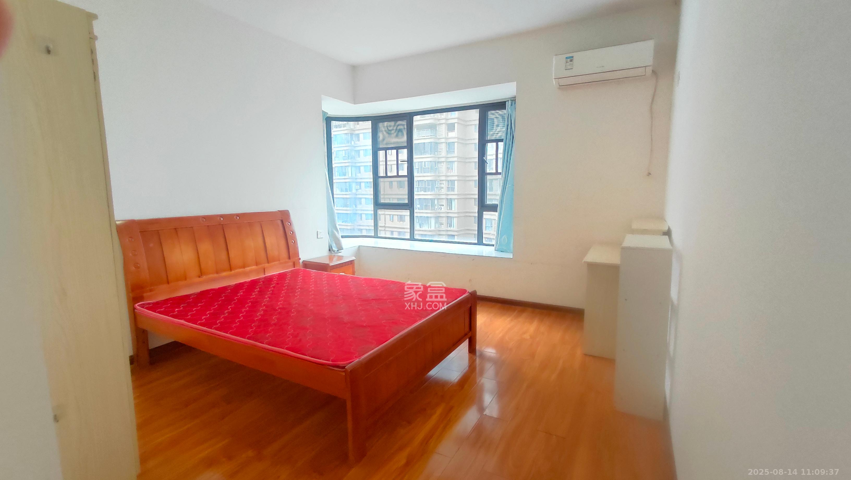 润和长郡(润和紫郡二三期) 4室2厅1卫 1800.0元/月 润和长郡(润和紫郡二三期) 4室2厅1卫 1800.0元/月室内图