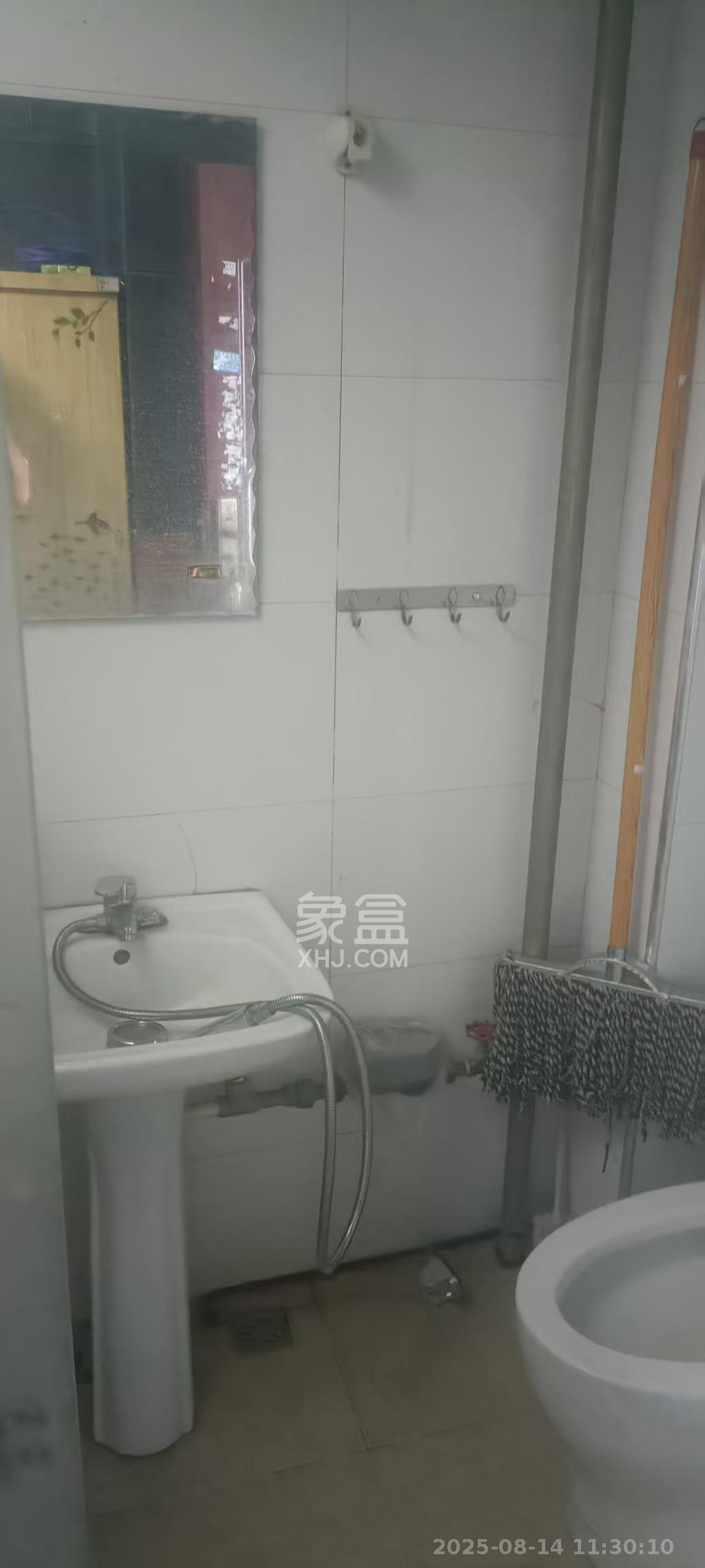 名富公寓 1室0厅1卫 1000.0元/月 名富公寓 1室0厅1卫 1000.0元/月室内图