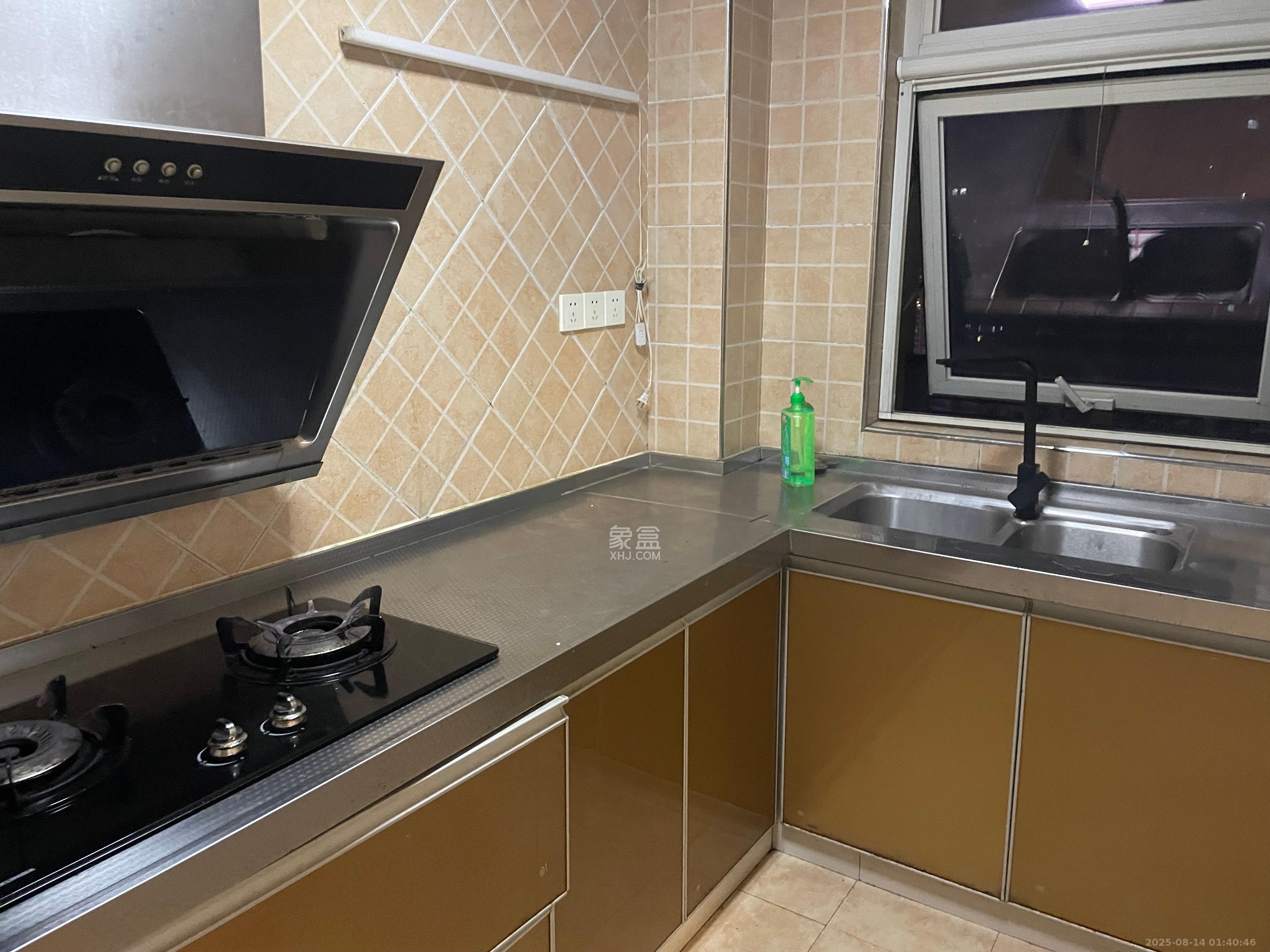 北辰三角洲D2区  2室1厅1卫    3200.0元/月室内图