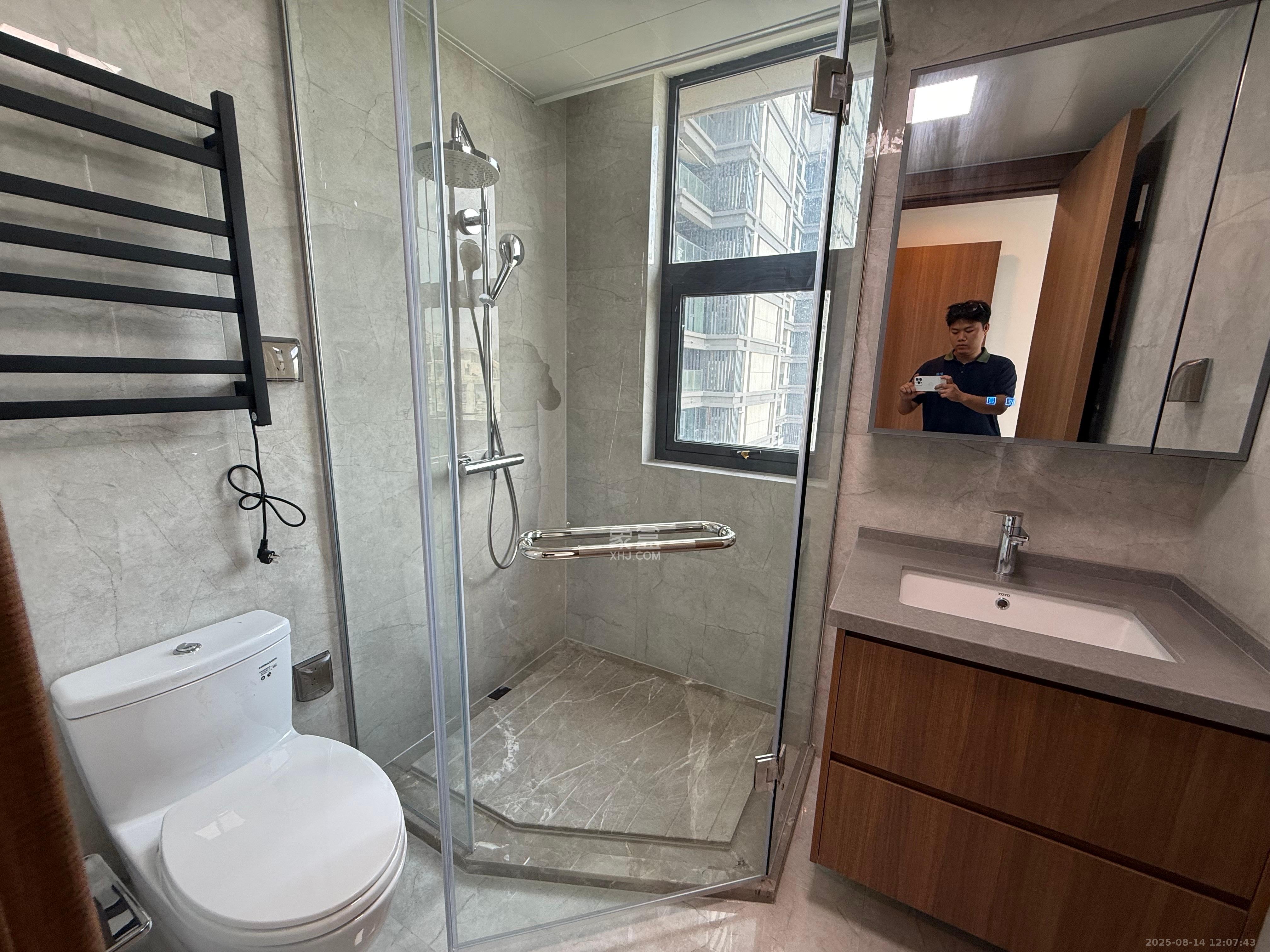 江山印  4室2厅3卫   12900.00元/月室内图