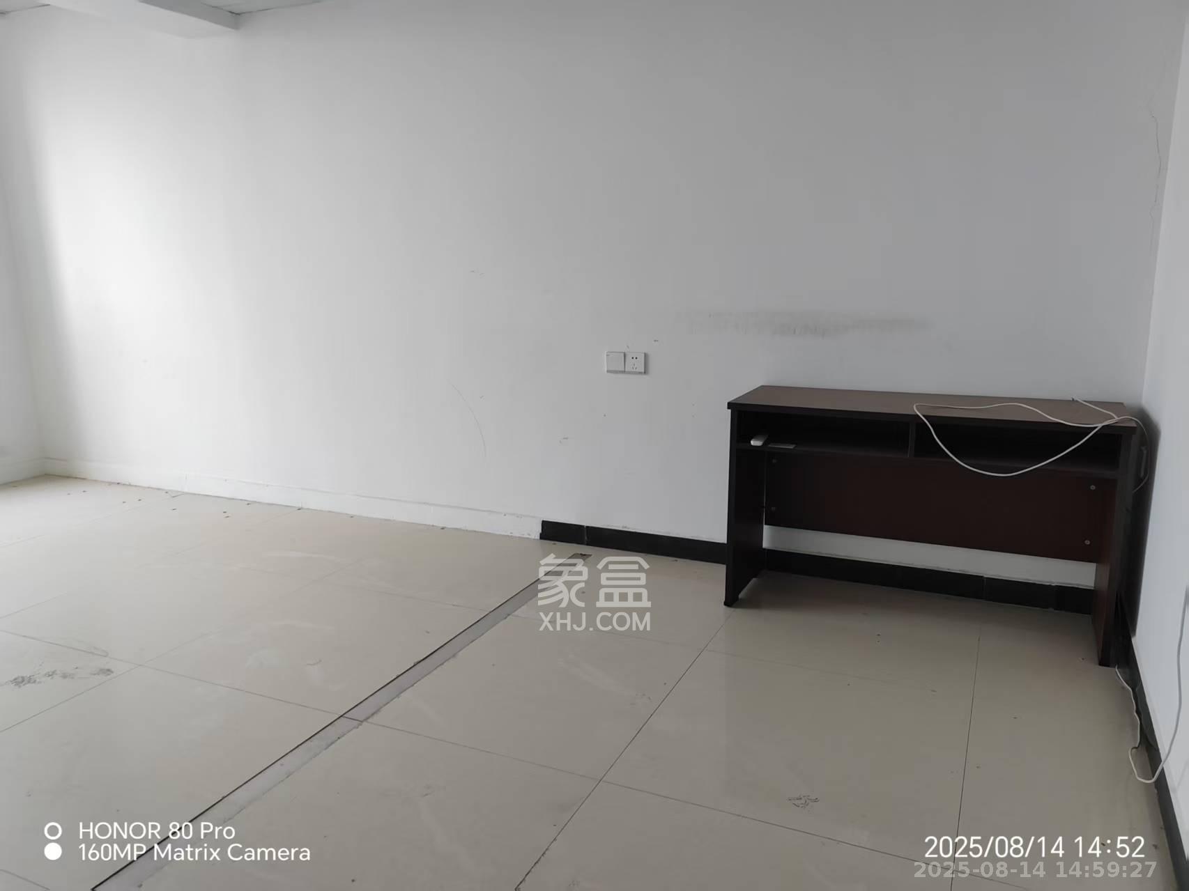 长城华都  1室1厅1卫    1300.0元/月 长城华都  1室1厅1卫    1300.0元/月