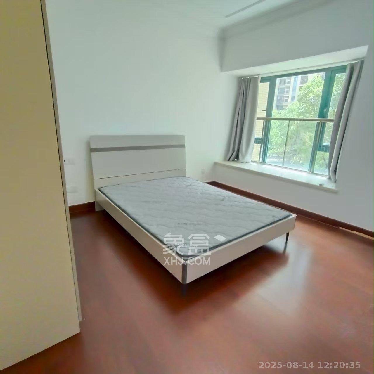 恒大雅苑 3室2厅1卫 2300.0元/月 恒大雅苑 3室2厅1卫 2300.0元/月室内图