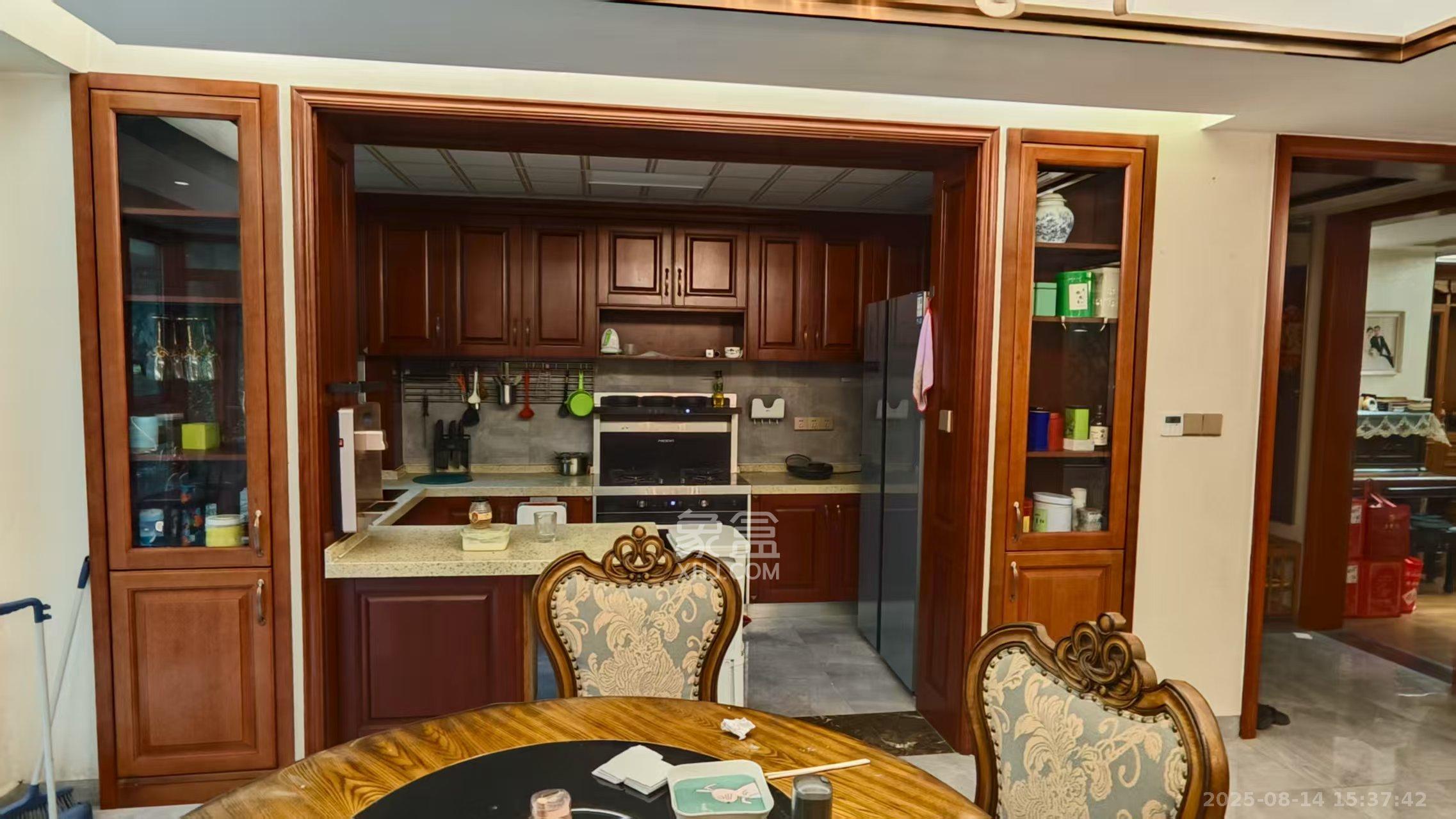 佳兆业云顶梅溪湖(佳兆业梅溪荟)  4室2厅2卫    6500.0元/月 佳兆业云顶梅溪湖(佳兆业梅溪荟)  4室2厅2卫    6500.0元/月室内图