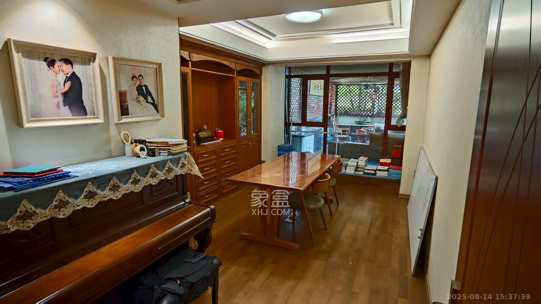 佳兆业云顶梅溪湖(佳兆业梅溪荟)  4室2厅2卫    6500.0元/月 佳兆业云顶梅溪湖(佳兆业梅溪荟)  4室2厅2卫    6500.0元/月室内图