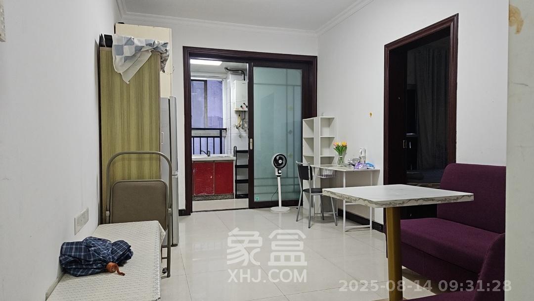 东方航标  1室1厅1卫   1400.00元/月室内图
