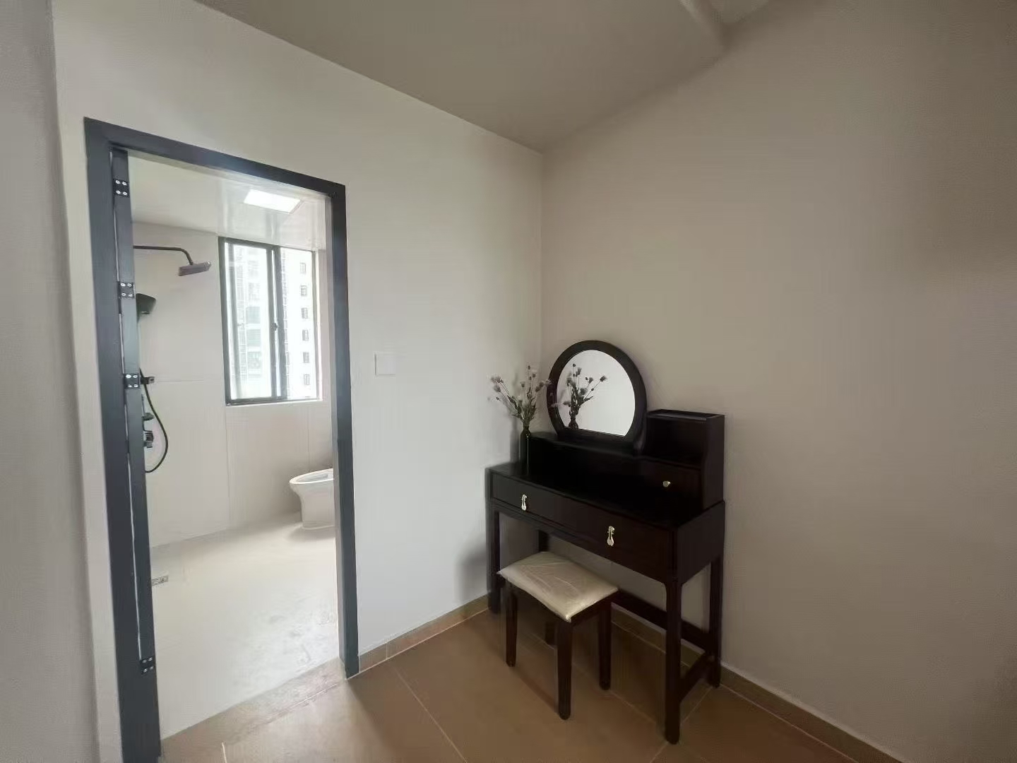 道客和悦坊  3室2厅2卫   168.00万客厅