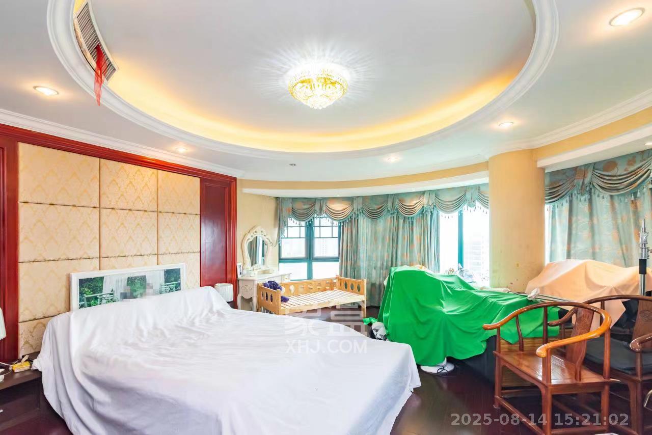 恒大雅苑 5室1厅3卫 8000.0元/月 恒大雅苑 5室1厅3卫 8000.0元/月室内图