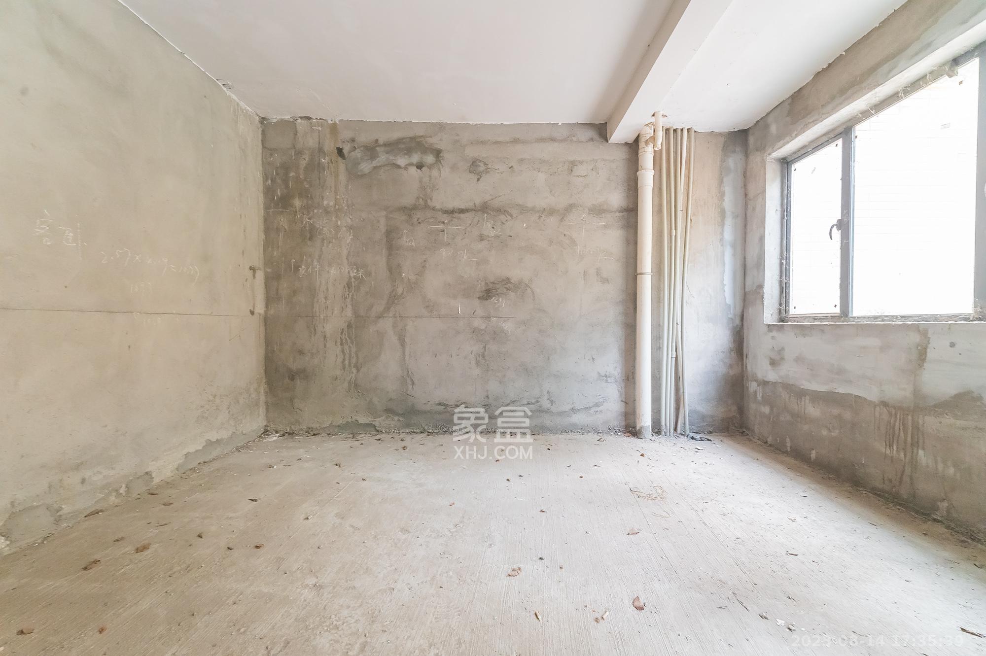 海伦春天  5室2厅2卫    185.0万 海伦春天  5室2厅2卫    185.0万其他