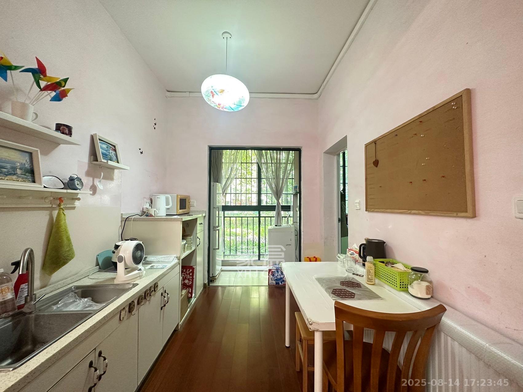 保利麓谷林语A区 3室2厅1卫 2600.0元/月 保利麓谷林语A区 3室2厅1卫 2600.0元/月室内图