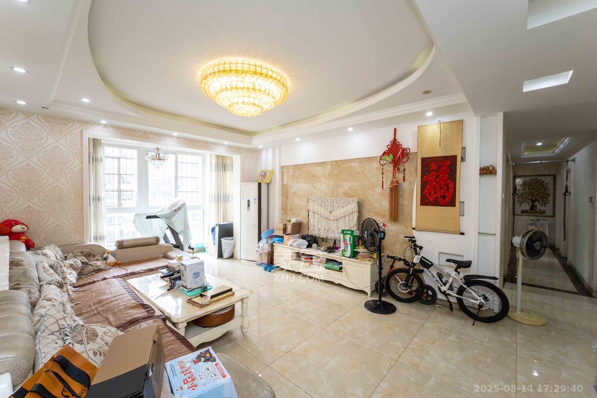 先锋东外滩  3室2厅2卫    3000.0元/月 先锋东外滩  3室2厅2卫    3000.0元/月