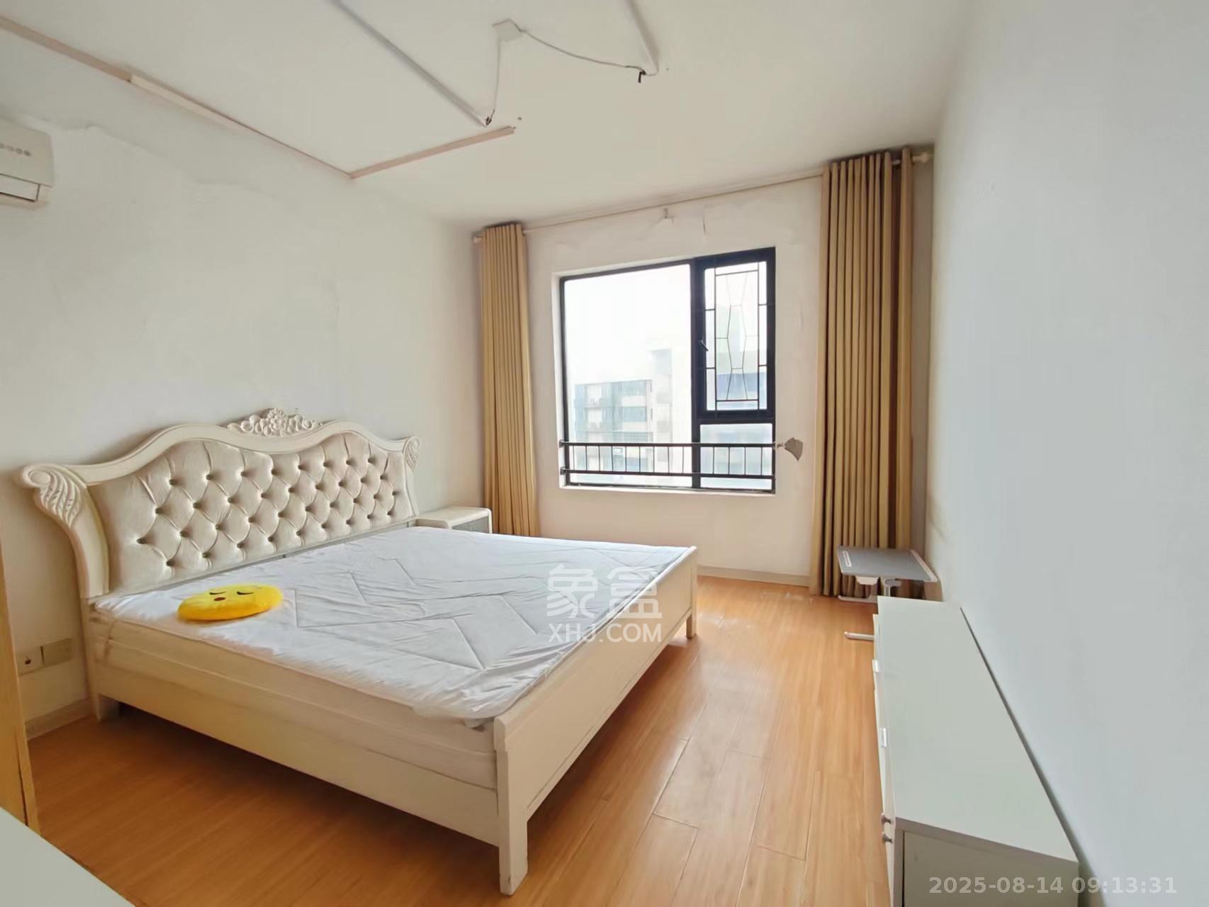 长房时代城  3室2厅2卫    2800.0元/月 长房时代城  3室2厅2卫    2800.0元/月室内图