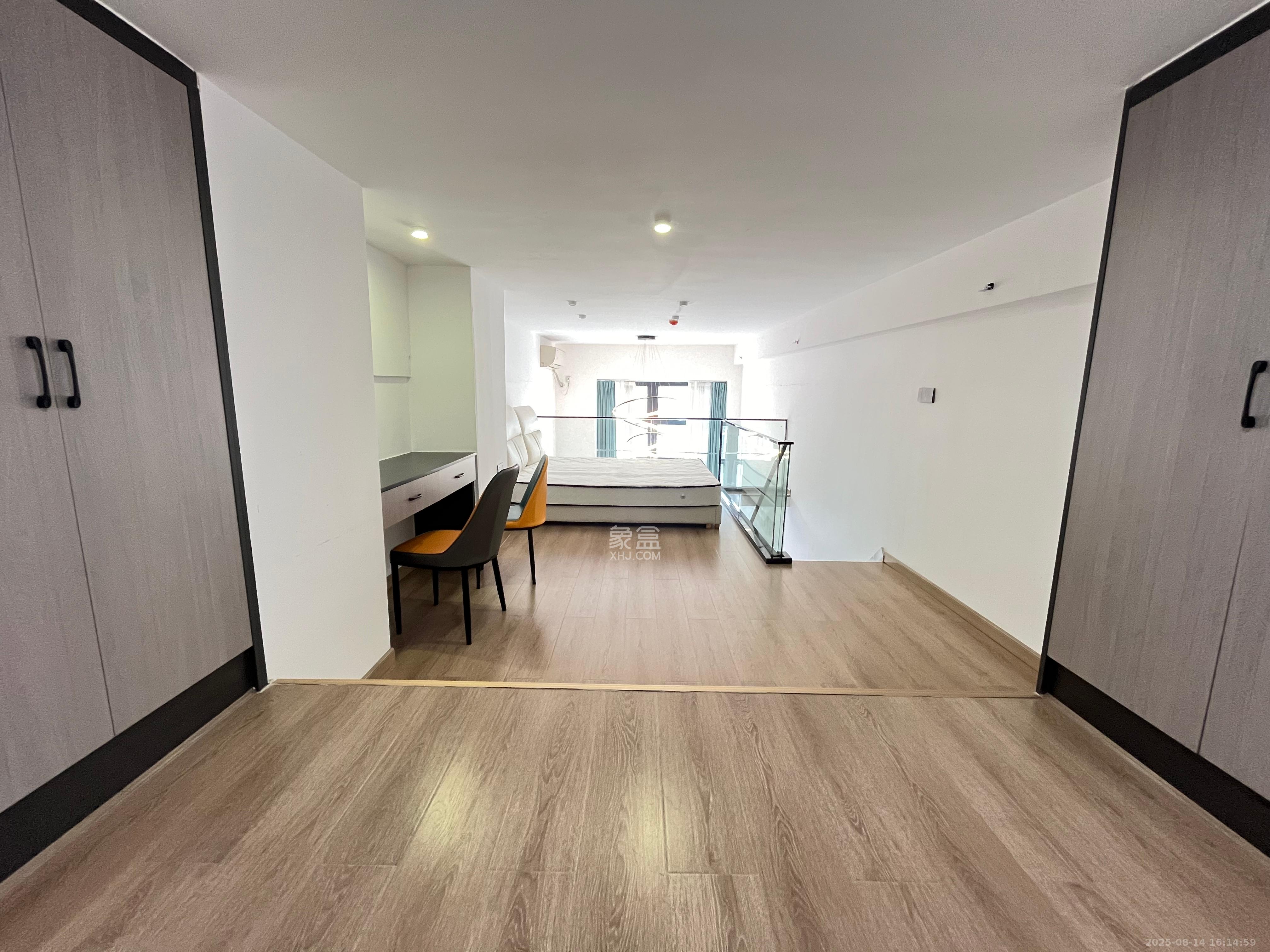 龙湖新壹城 1室1厅1卫 2400.0元/月 龙湖新壹城 1室1厅1卫 2400.0元/月室内图