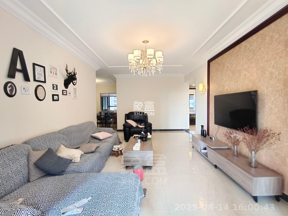 恒大华府 3室2厅2卫 3000.0元/月 恒大华府 3室2厅2卫 3000.0元/月室内图