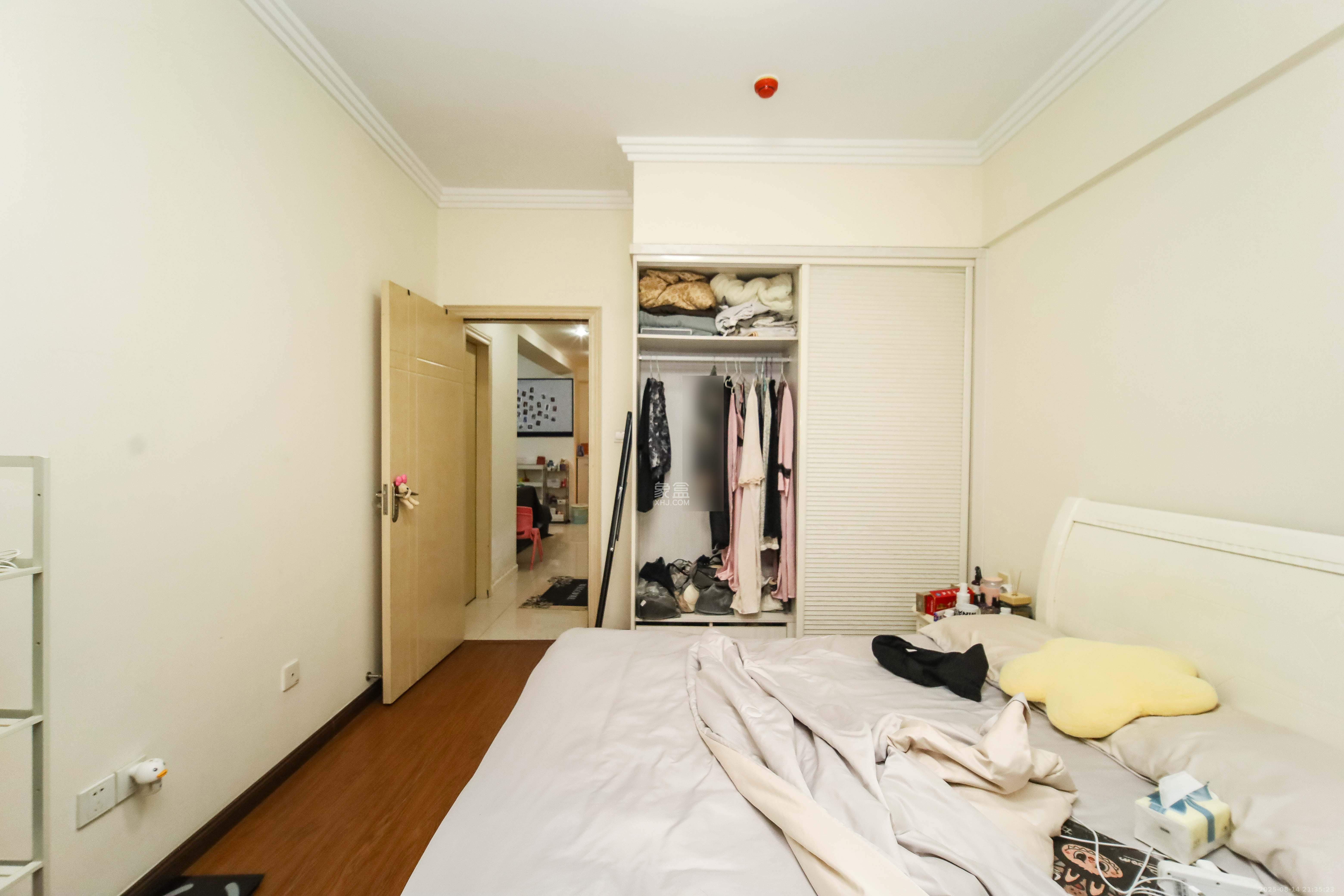 西子一间 2室2厅1卫 54.0万 西子一间 2室2厅1卫 54.0万卧室