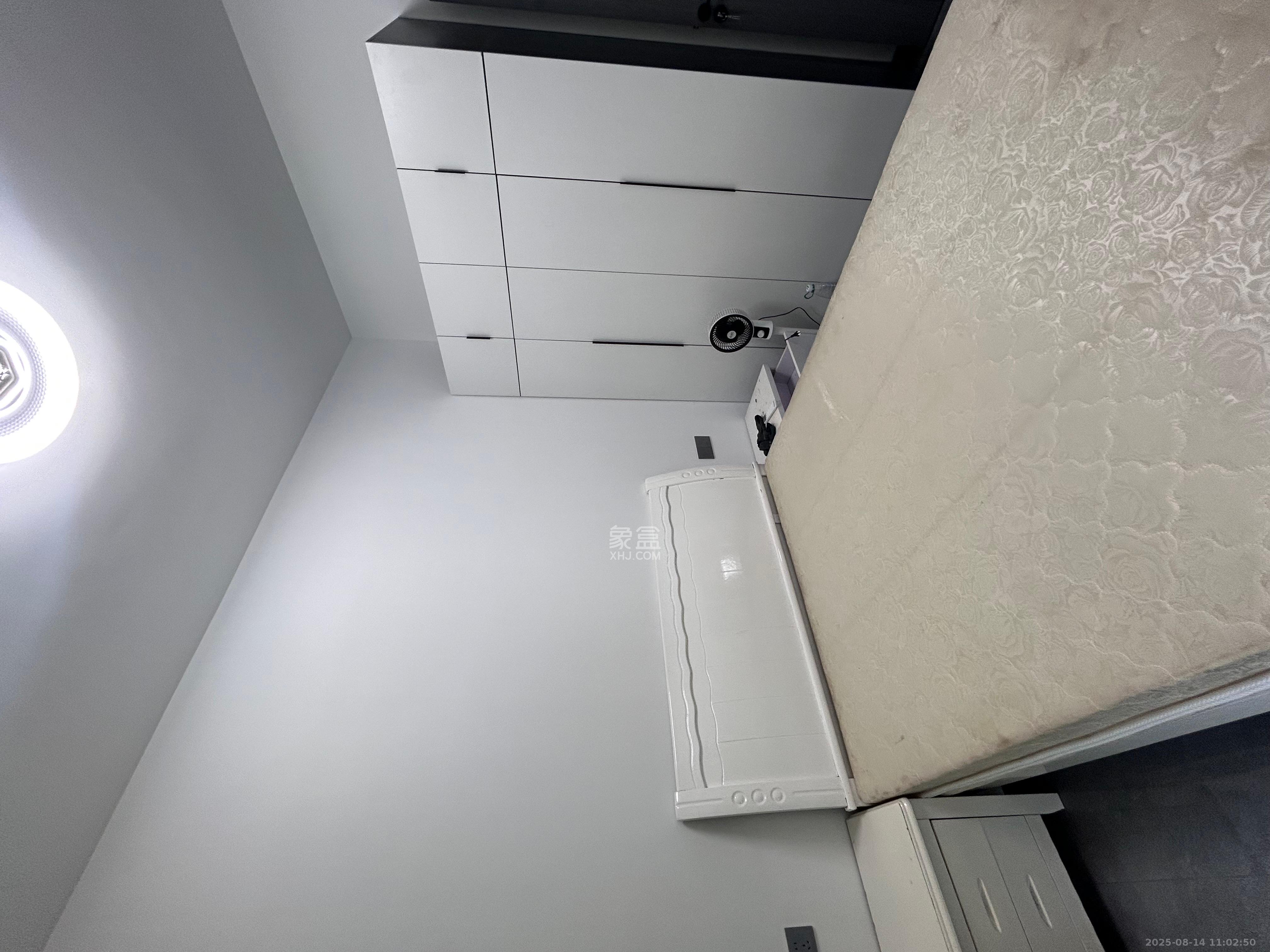 海洋半岛(月珑湾)  3室2厅2卫    2800.0元/月 海洋半岛(月珑湾)  3室2厅2卫    2800.0元/月室内图