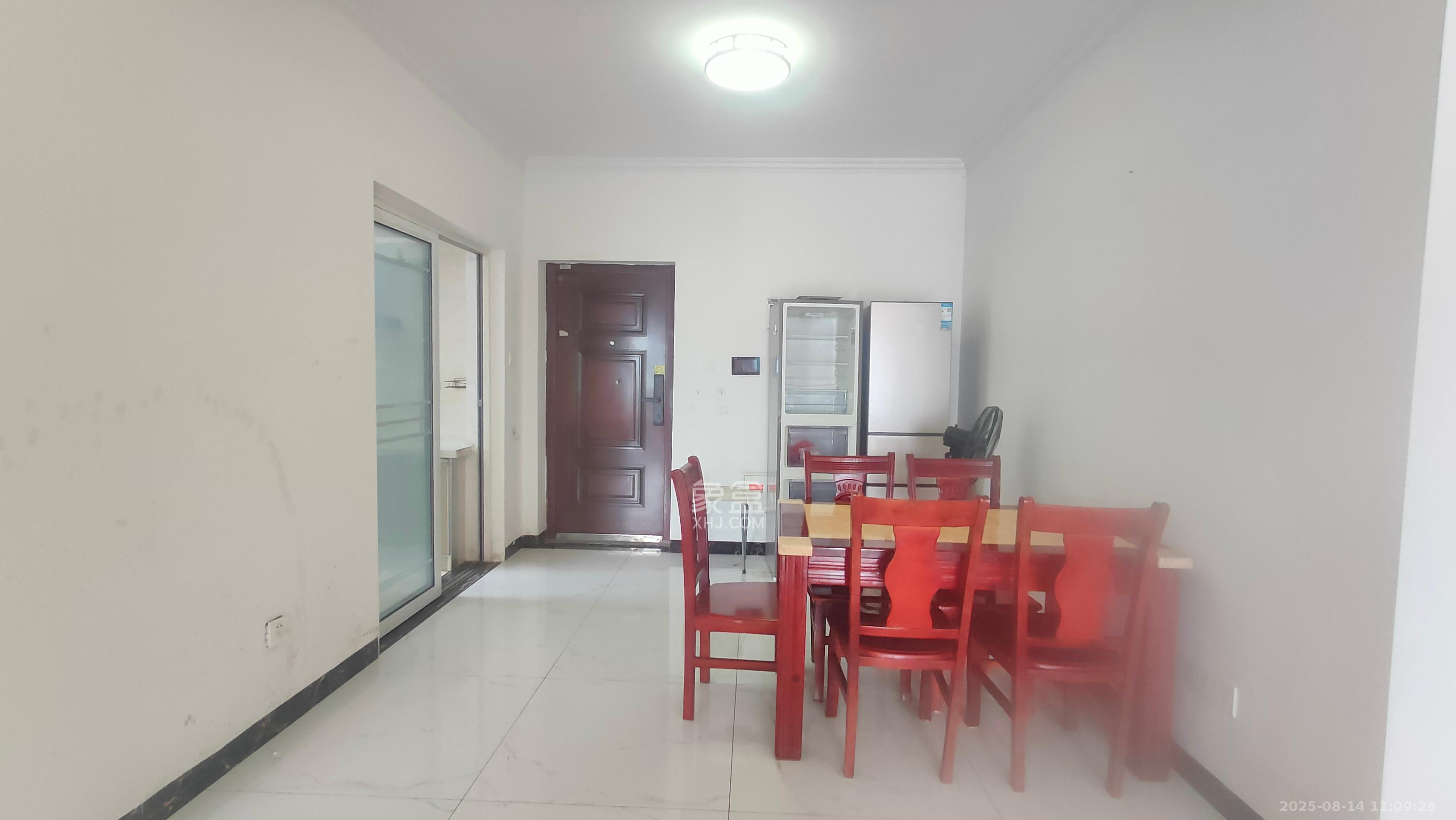 润和长郡(润和紫郡二三期) 4室2厅1卫 1800.0元/月 润和长郡(润和紫郡二三期) 4室2厅1卫 1800.0元/月室内图