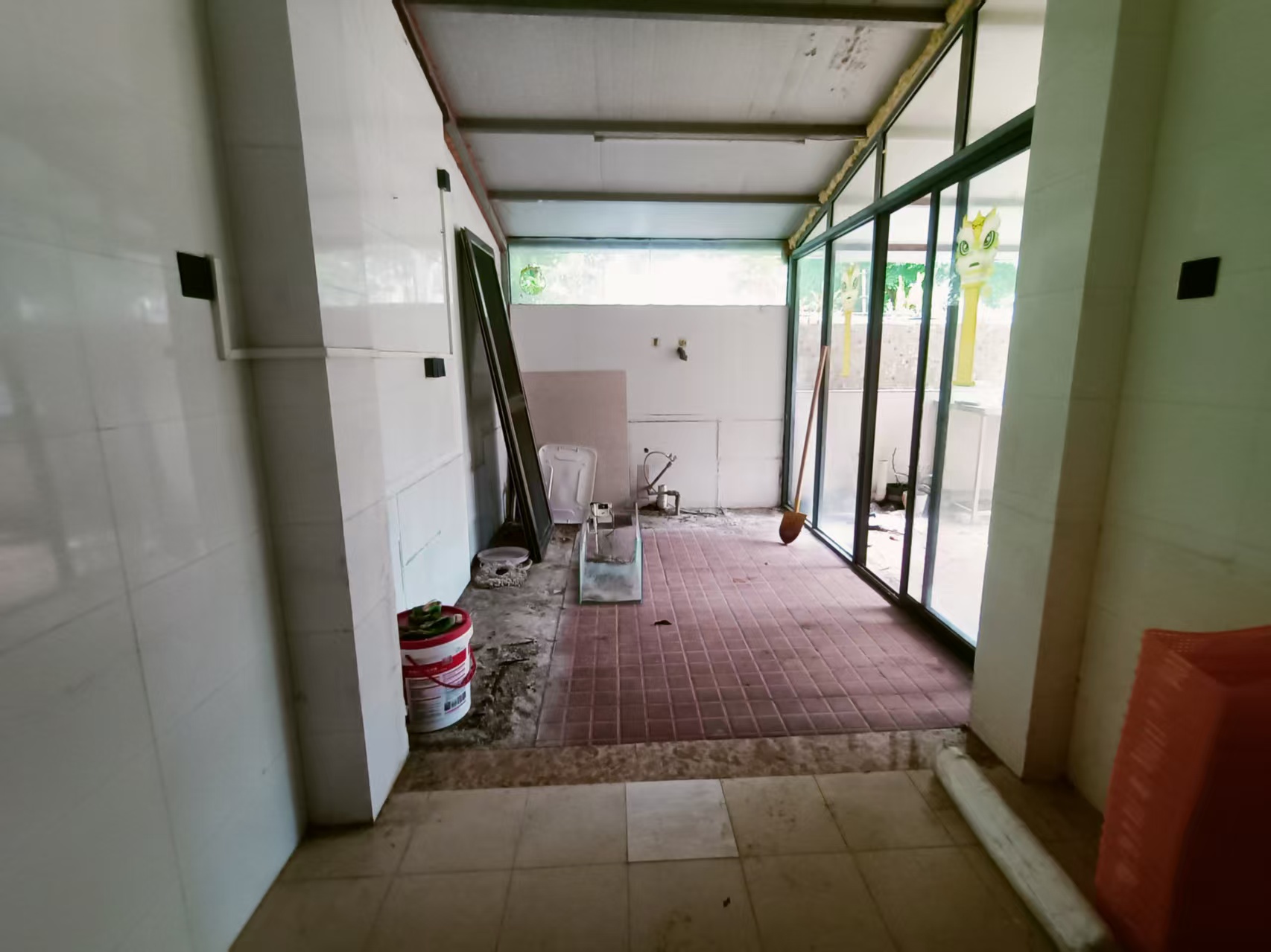 华汇别墅小区 7室2厅2卫 9000.0元/月 华汇别墅小区 7室2厅2卫 9000.0元/月室内图