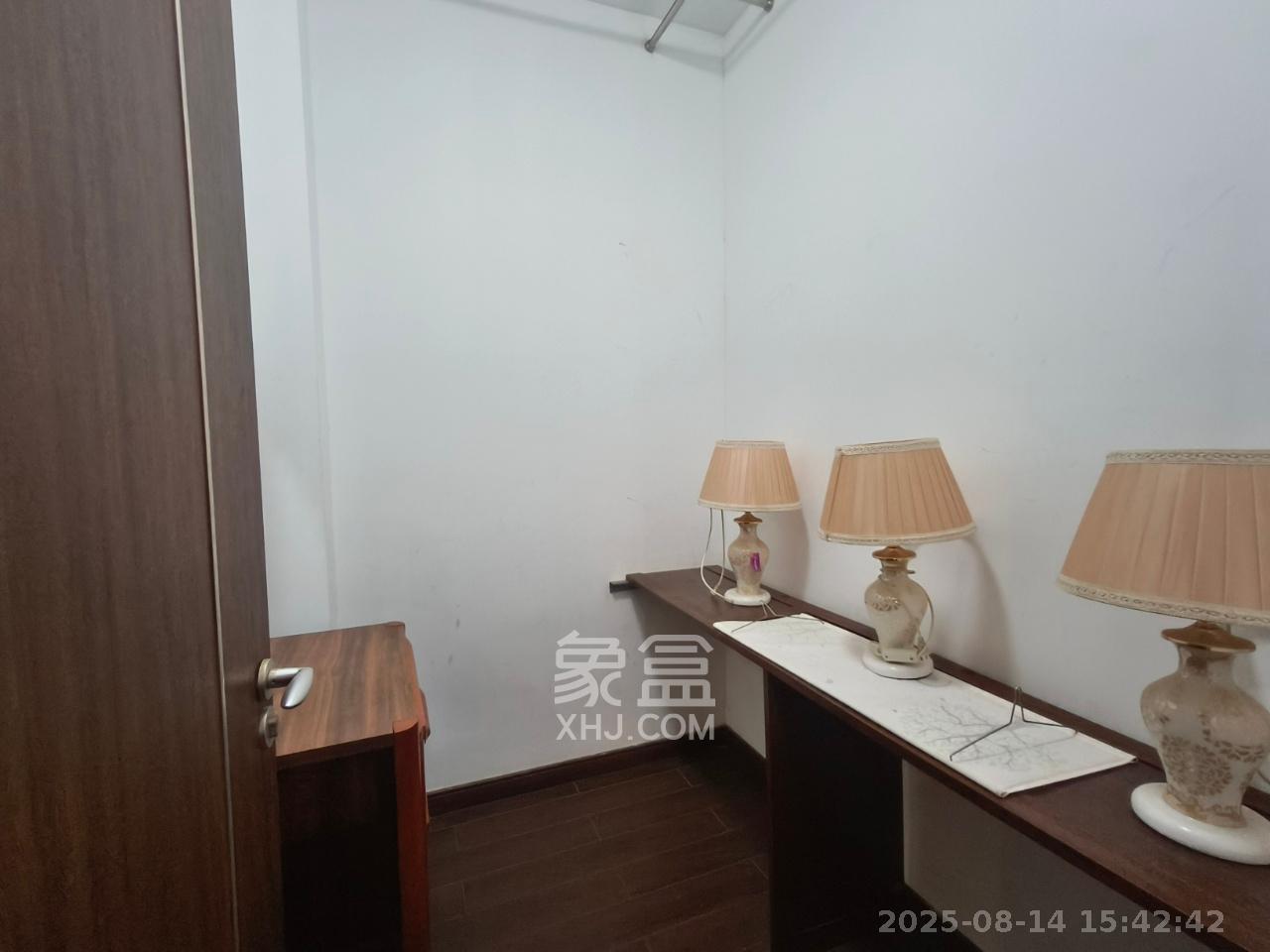 万科里梅溪郡 4室2厅2卫 4000.0元/月 万科里梅溪郡 4室2厅2卫 4000.0元/月室内图