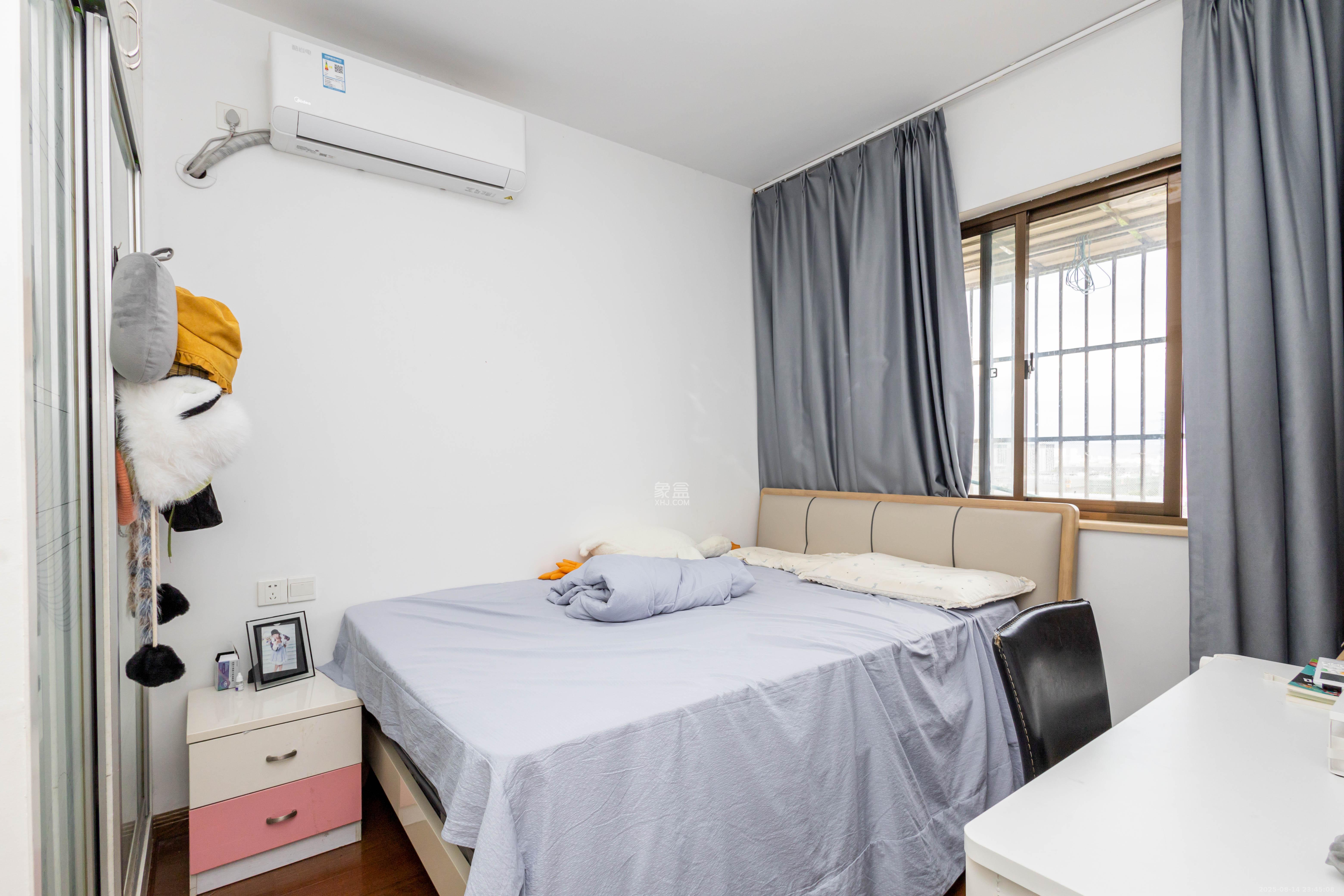 中国铁建国际城二期  3室2厅1卫    61.8万卧室