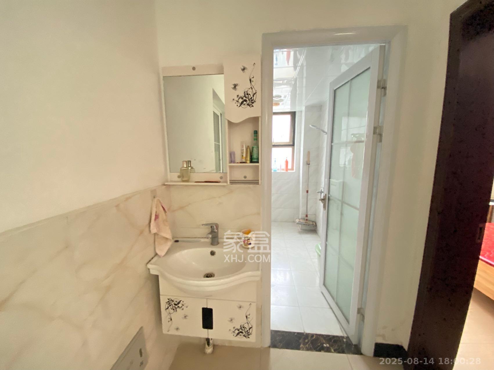 怡海星城 2室1厅1卫 1500.0元/月 怡海星城 2室1厅1卫 1500.0元/月室内图