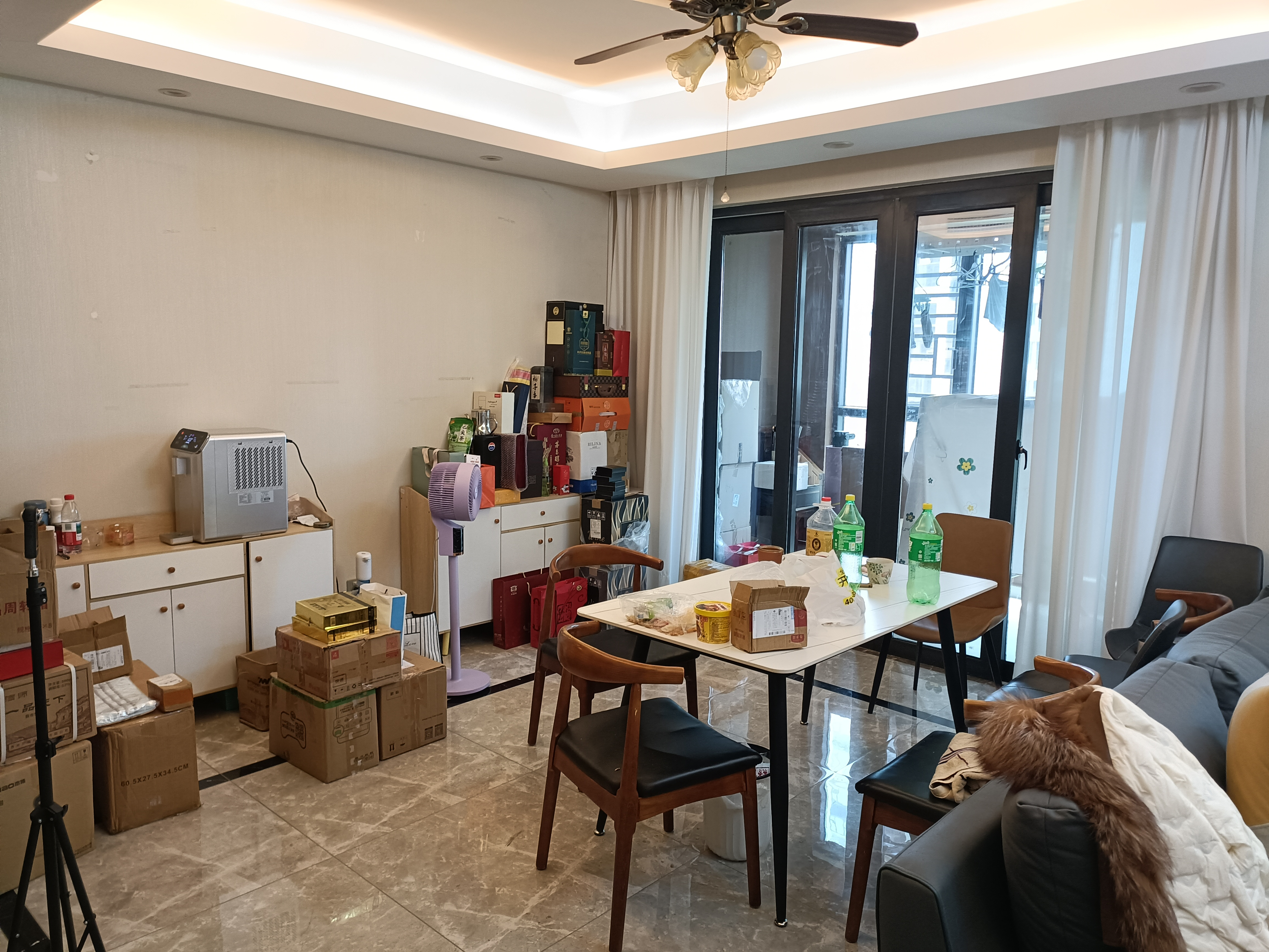 华远碧桂园海蓝城 4室2厅2卫 3100.0元/月 华远碧桂园海蓝城 4室2厅2卫 3100.0元/月户型图