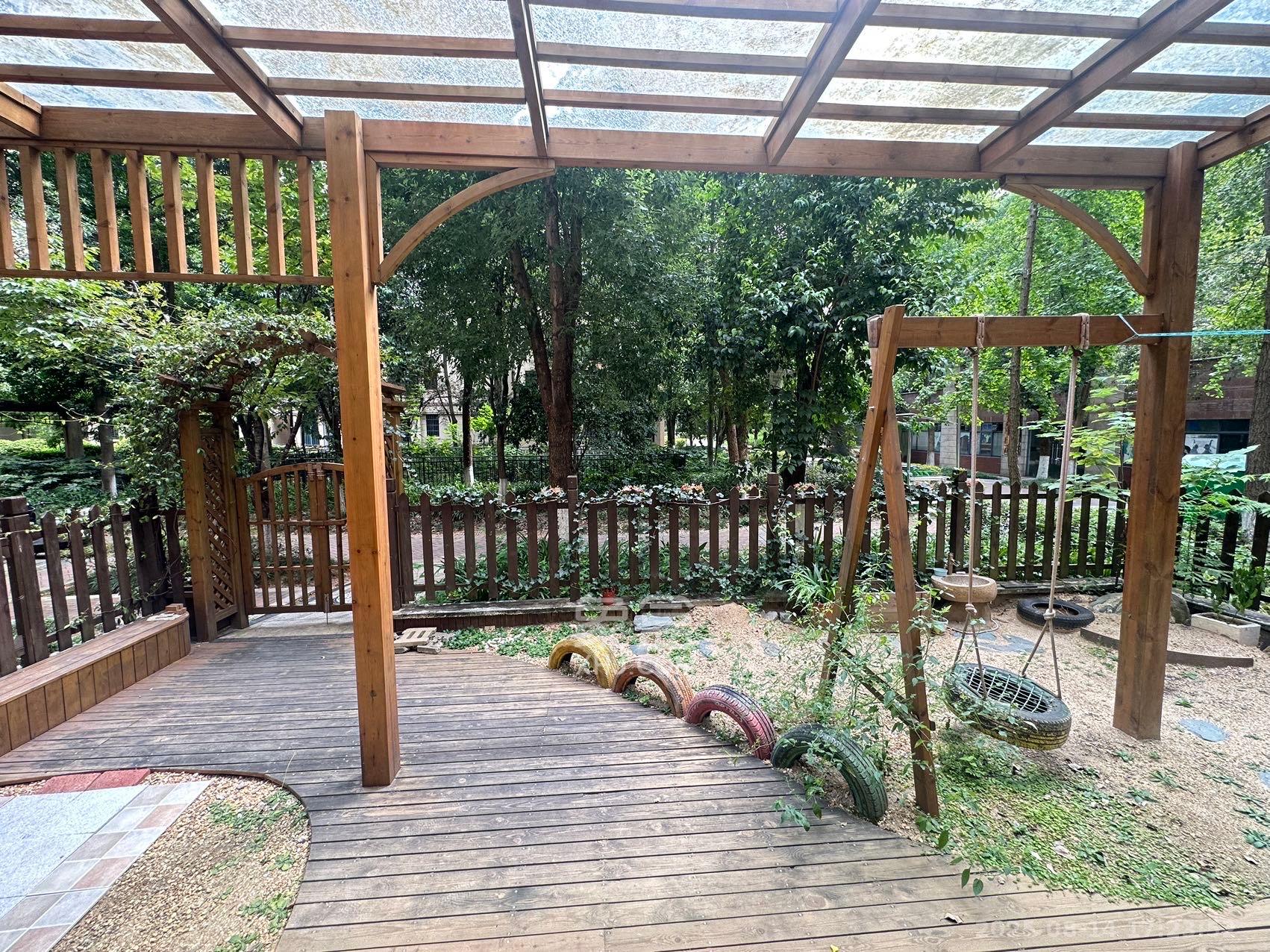 保利麓谷林语A区 3室2厅1卫 2600.0元/月 保利麓谷林语A区 3室2厅1卫 2600.0元/月室内图