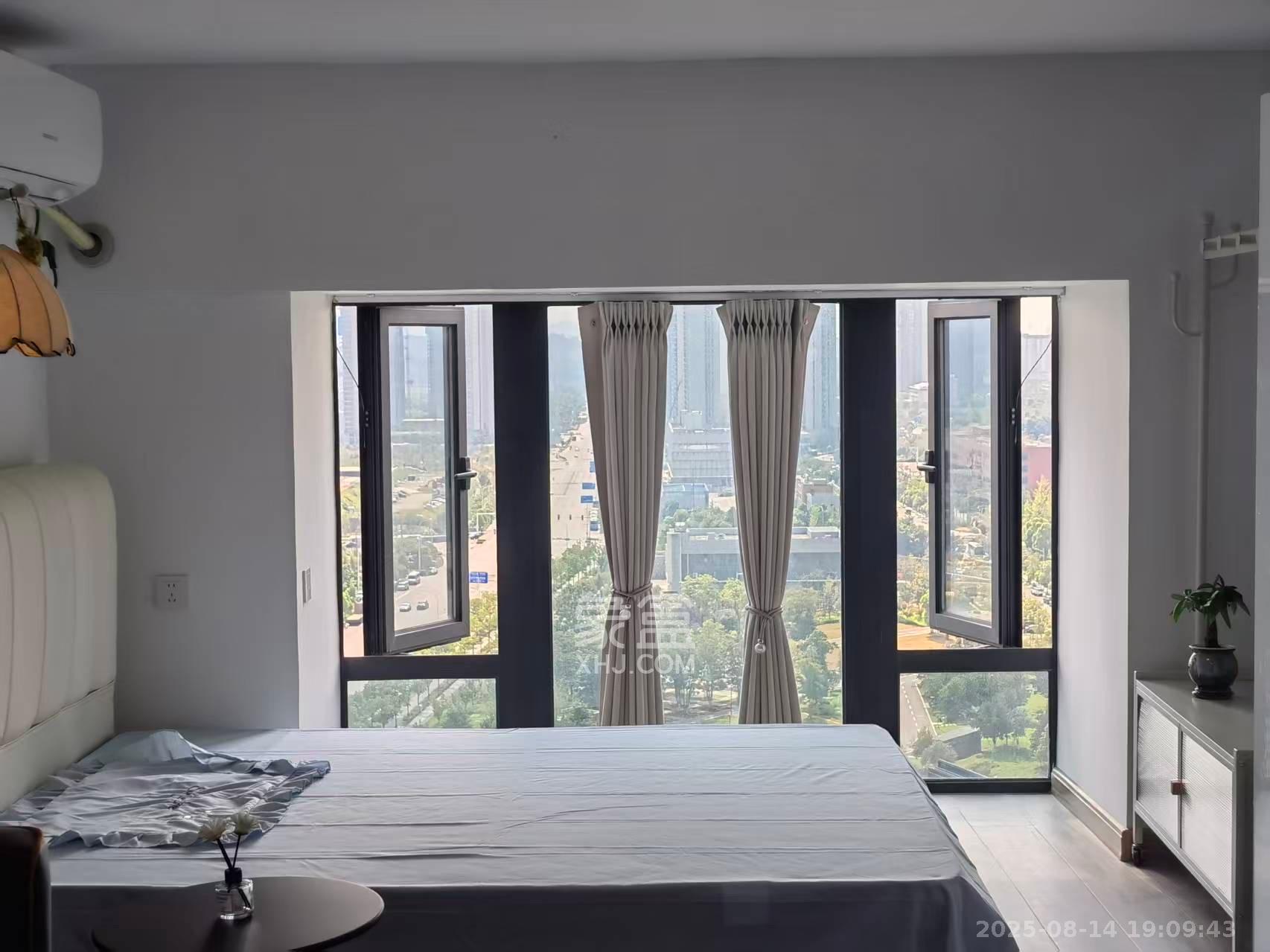 中海阅溪府 1室1厅1卫 1200.0元/月 中海阅溪府 1室1厅1卫 1200.0元/月室内图