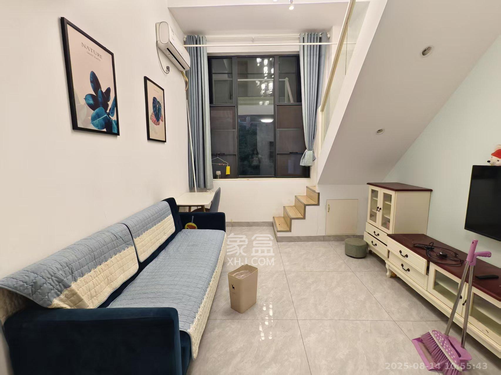 米兰春天  1室1厅1卫    1400.0元/月 米兰春天  1室1厅1卫    1400.0元/月室内图