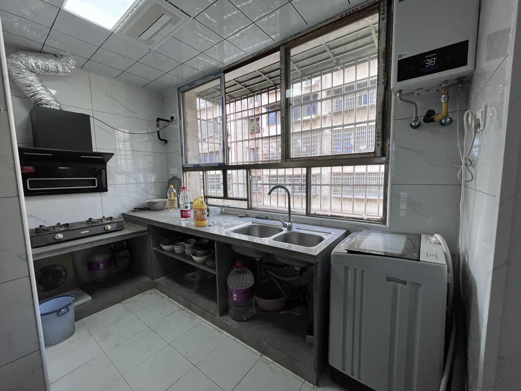 地勘局468队家属楼2-6栋 2室1厅1卫 800.0元/月 地勘局468队家属楼2-6栋 2室1厅1卫 800.0元/月室内图