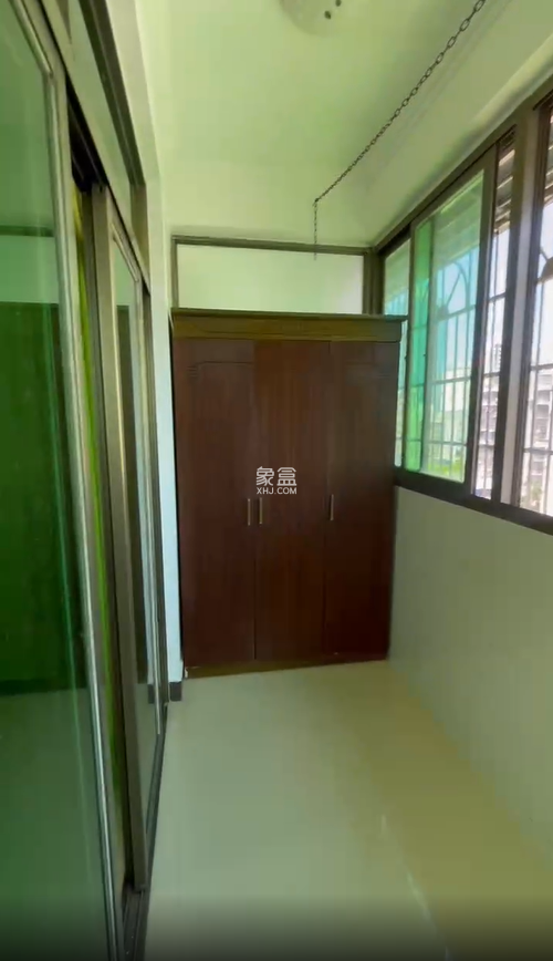 椰岛公寓 3室2厅2卫 2700.0元/月 椰岛公寓 3室2厅2卫 2700.0元/月室内图