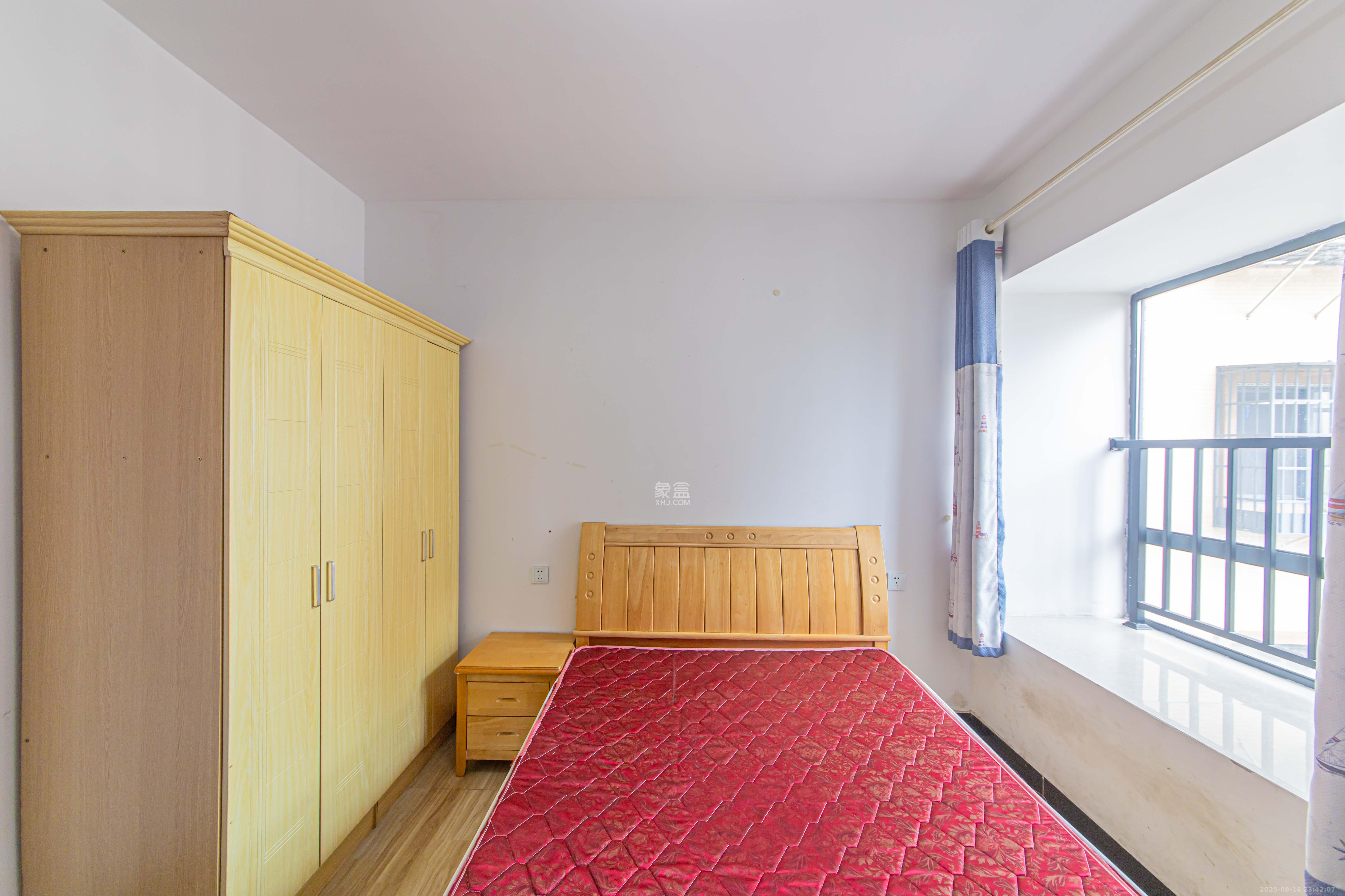 中建芙蓉嘉苑 3室2厅2卫 106.0万 中建芙蓉嘉苑 3室2厅2卫 106.0万卧室