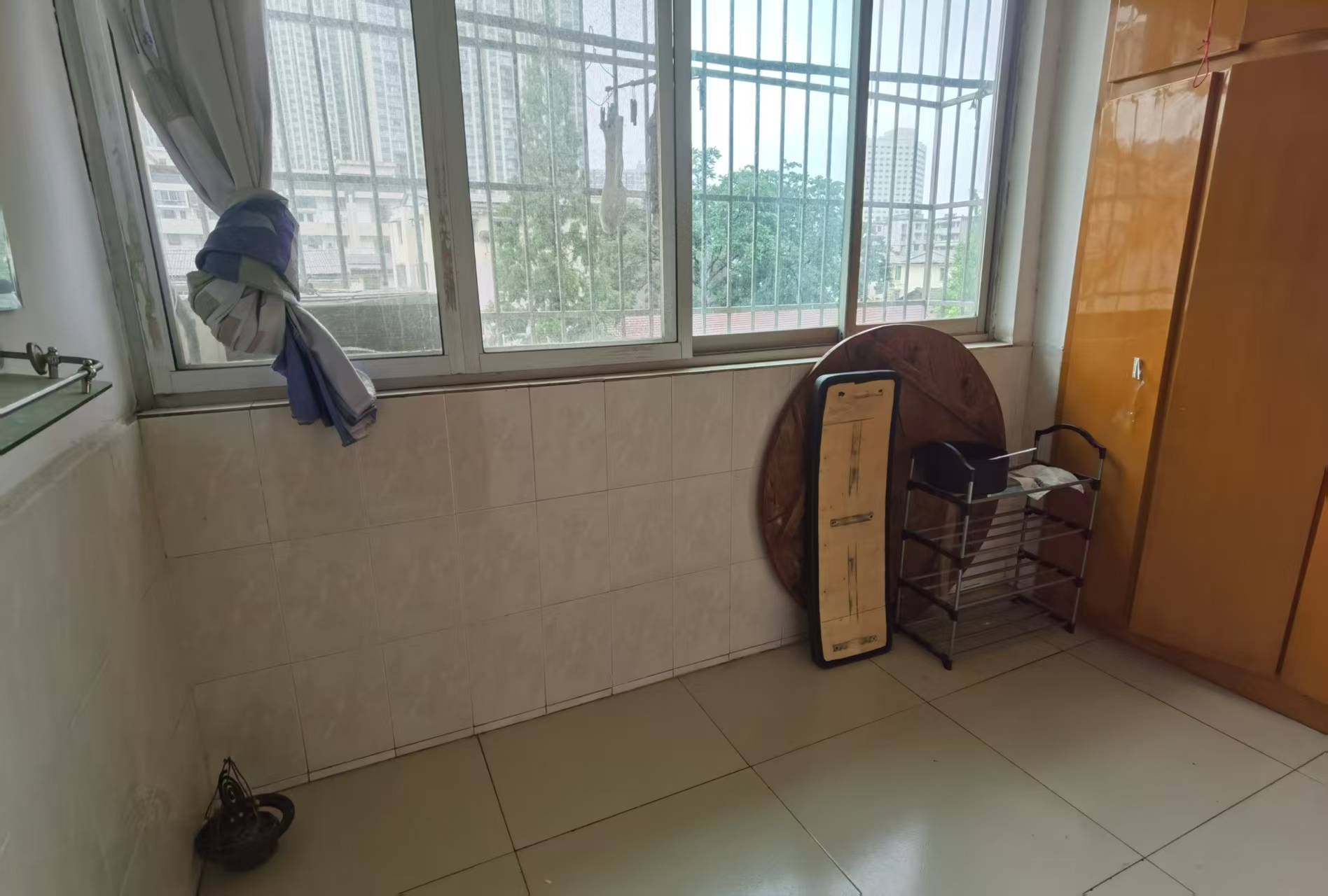 针织新村小区(内衣厂家属楼) 2室2厅1卫 600.0元/月 针织新村小区(内衣厂家属楼) 2室2厅1卫 600.0元/月室内图