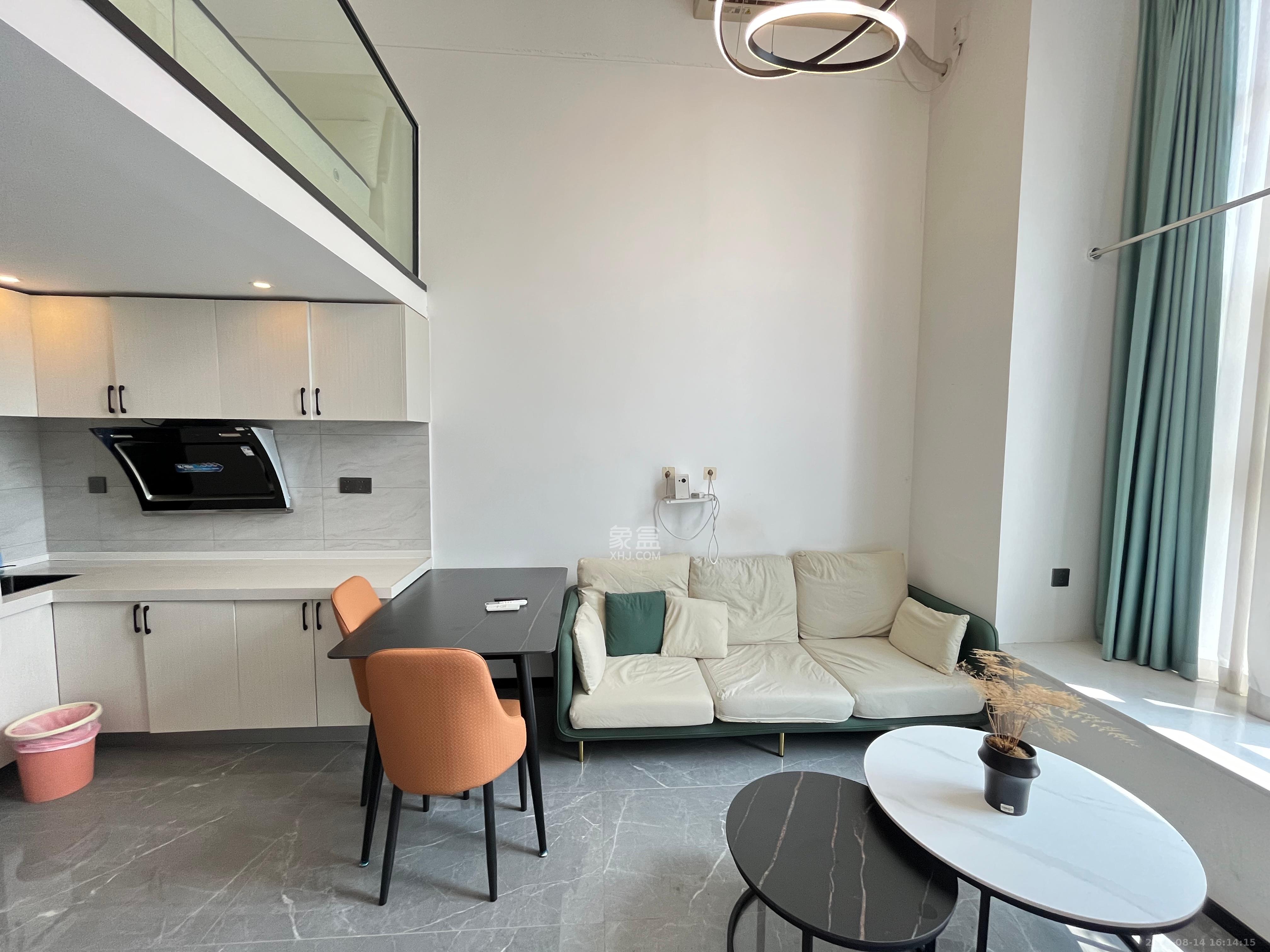 龙湖新壹城 1室1厅1卫 2400.0元/月 龙湖新壹城 1室1厅1卫 2400.0元/月室内图