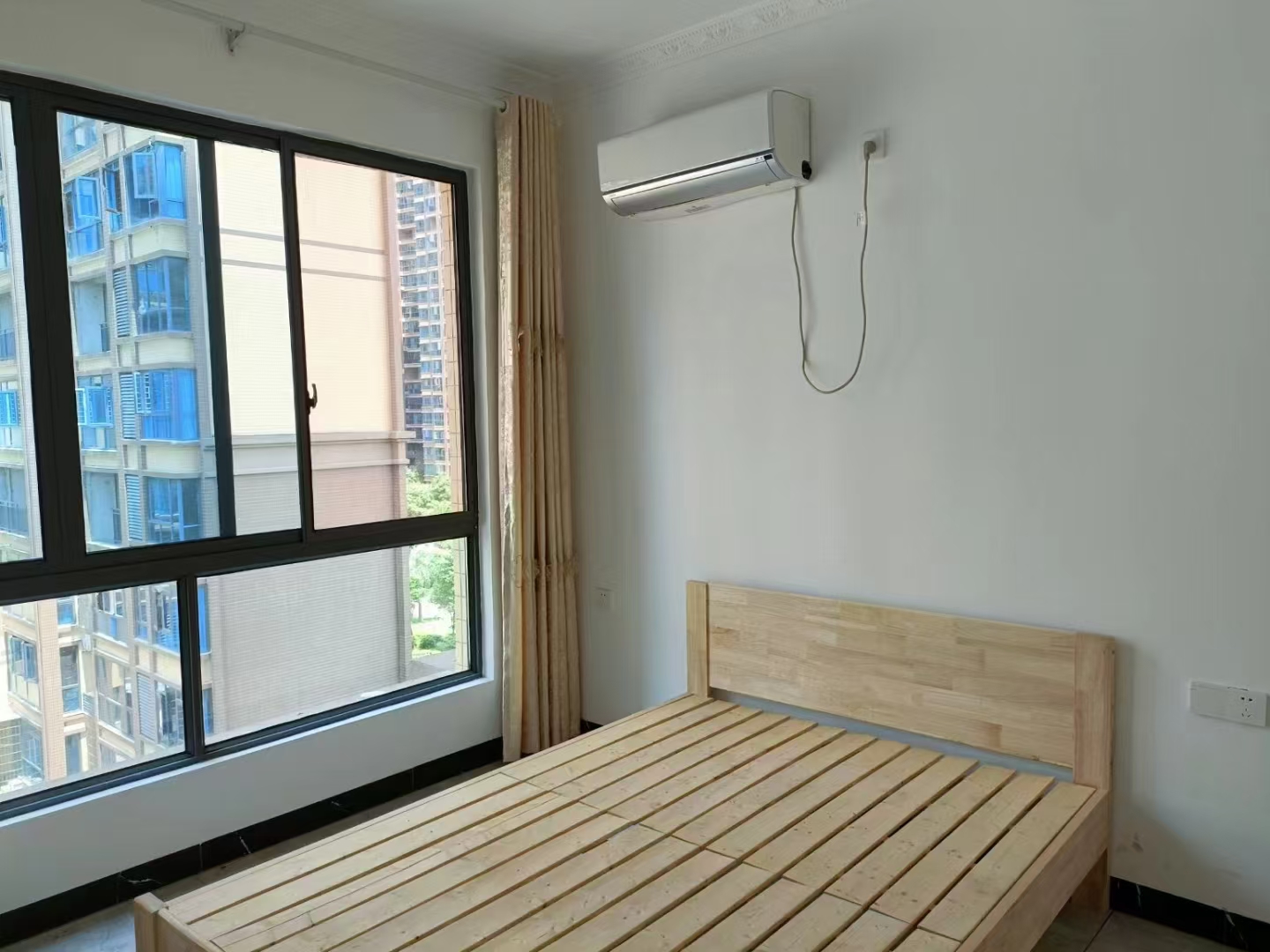 五洲锦城 3室2厅2卫 1600.0元/月 五洲锦城 3室2厅2卫 1600.0元/月室内图