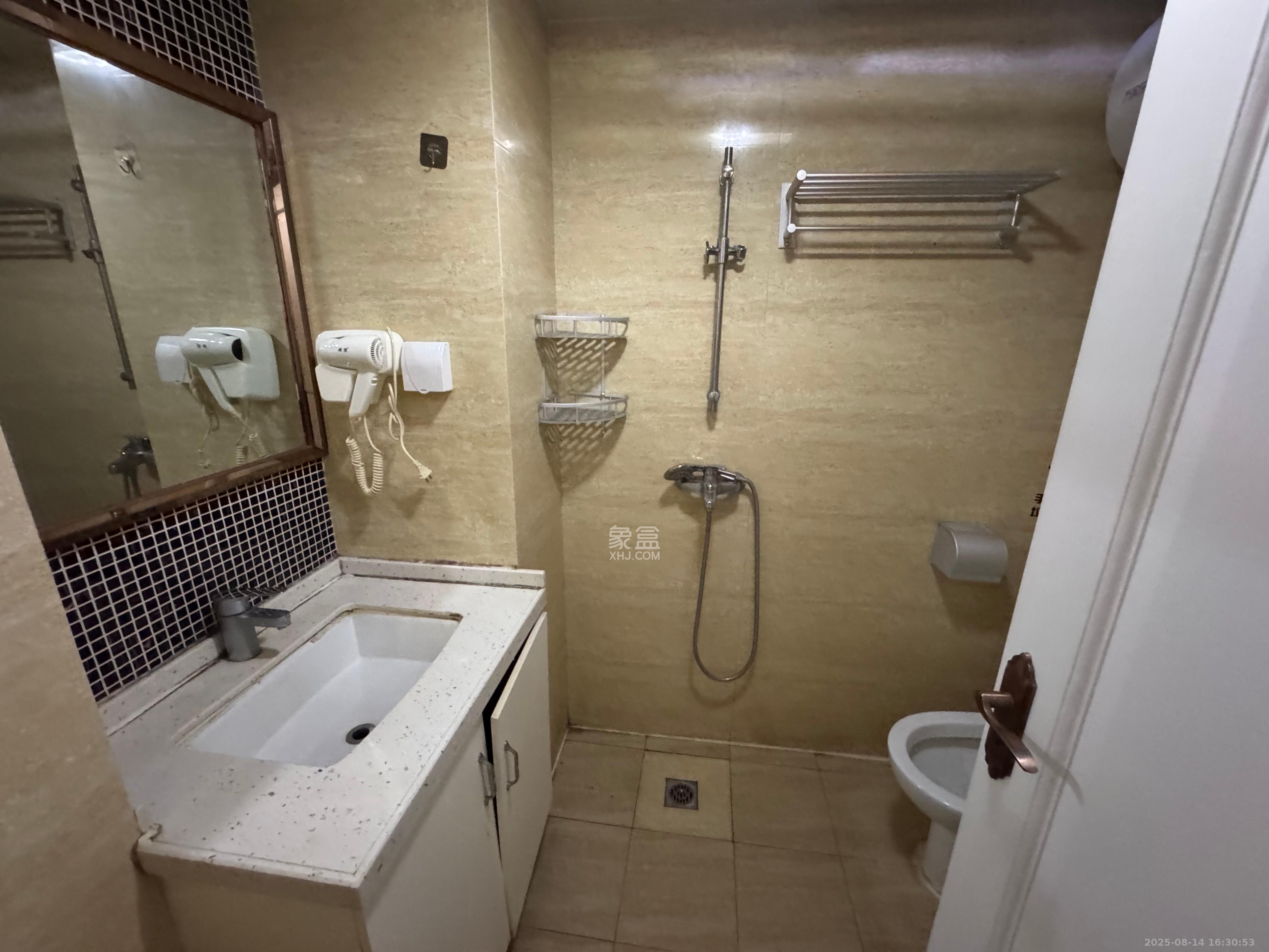 五江天街北区  1室0厅0卫    1550.0元/月 五江天街北区  1室0厅0卫    1550.0元/月室内图