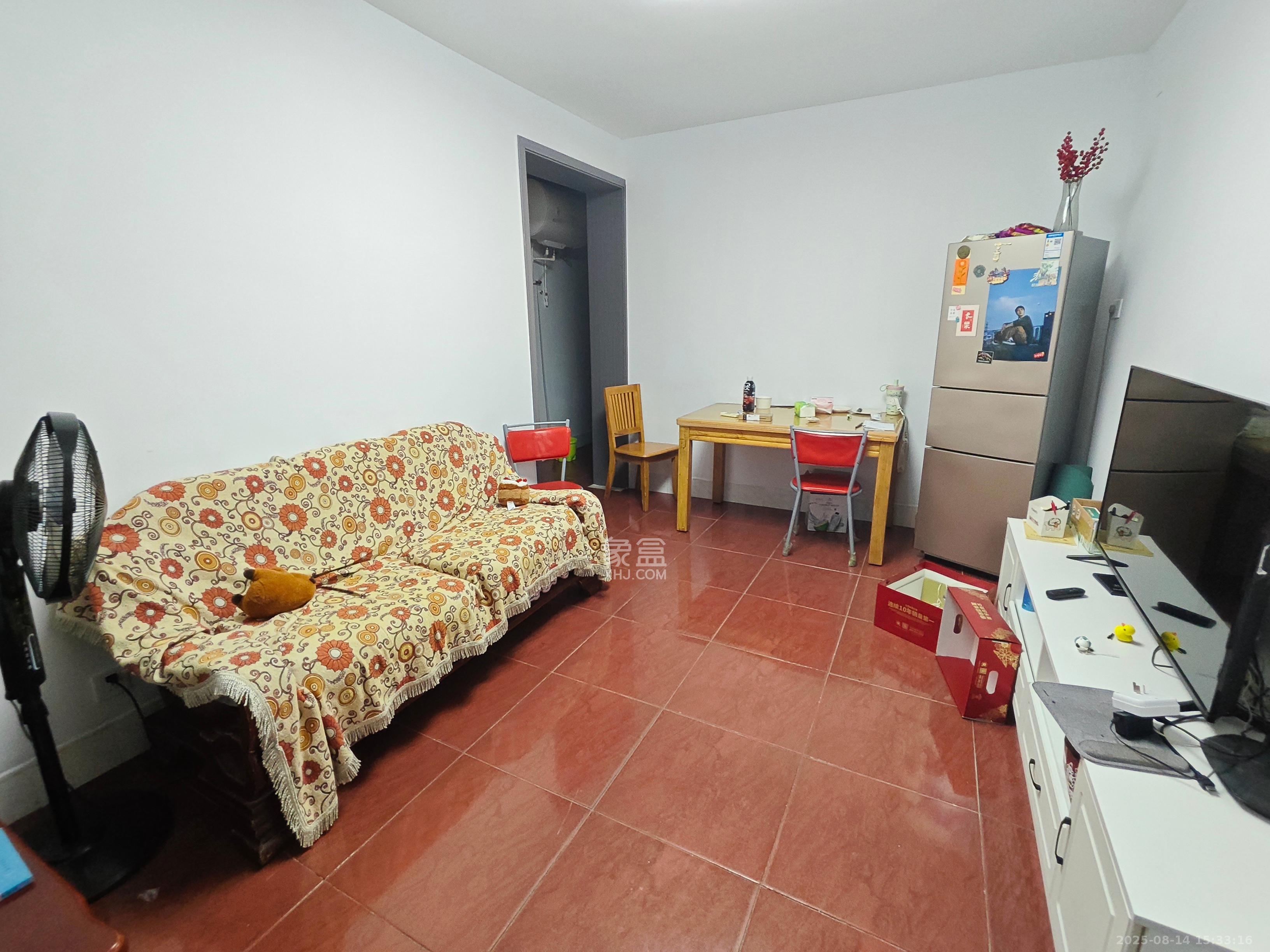 长郡花园 3室1厅1卫 3000.0元/月 长郡花园 3室1厅1卫 3000.0元/月室内图