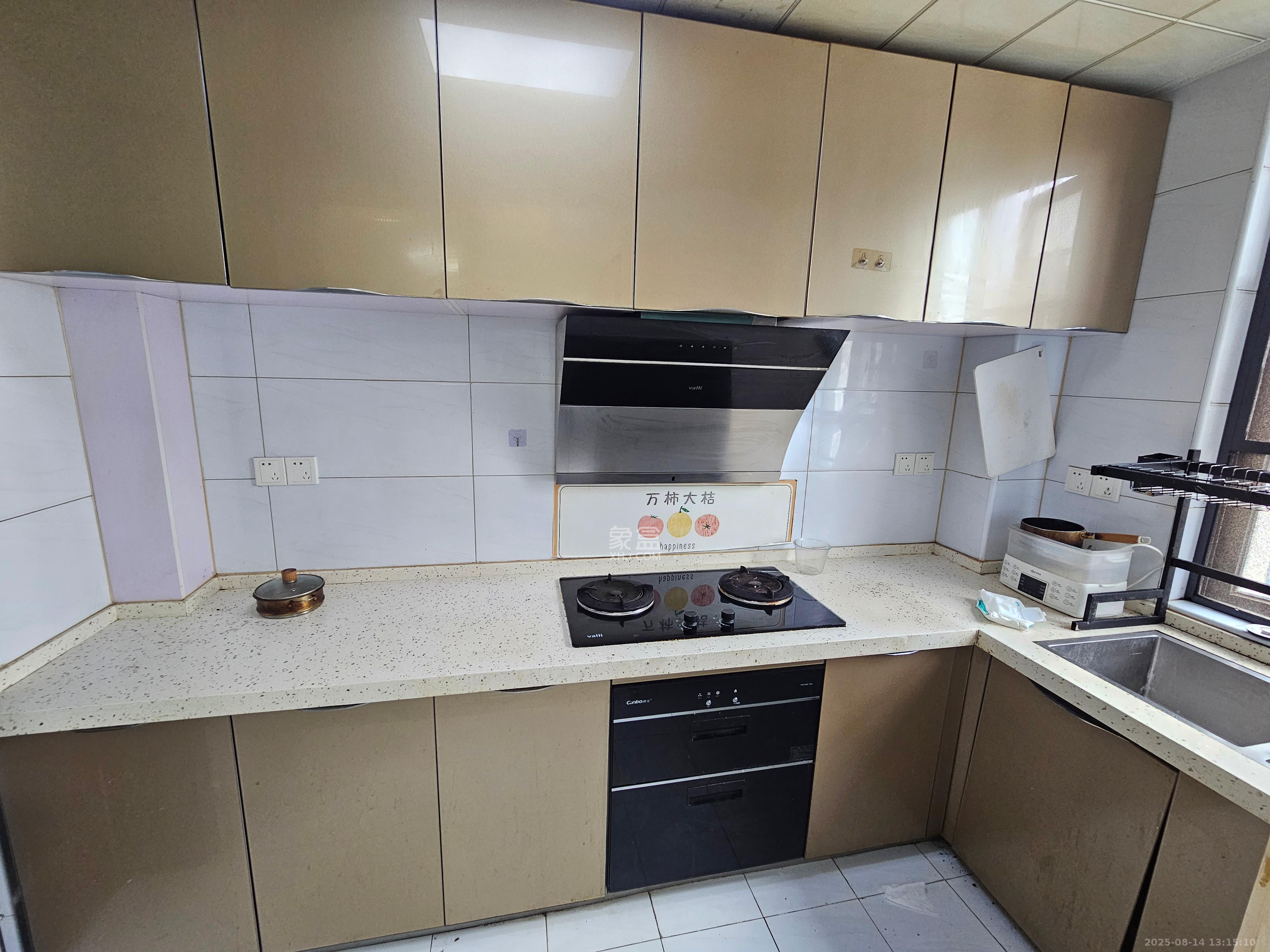 中国铁建梅溪青秀一期  3室2厅1卫    2700.0元/月室内图