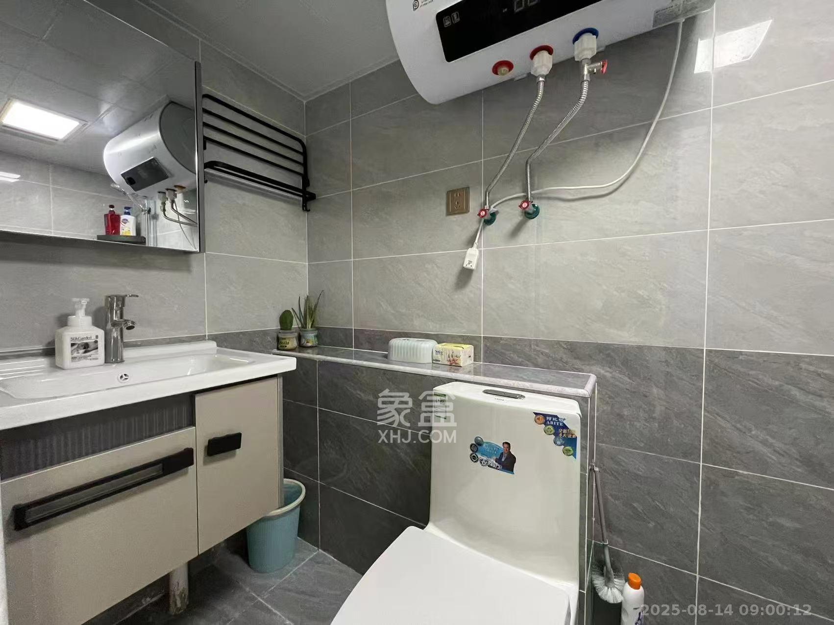 敬天广场 1室1厅1卫 2500.0元/月 敬天广场 1室1厅1卫 2500.0元/月室内图