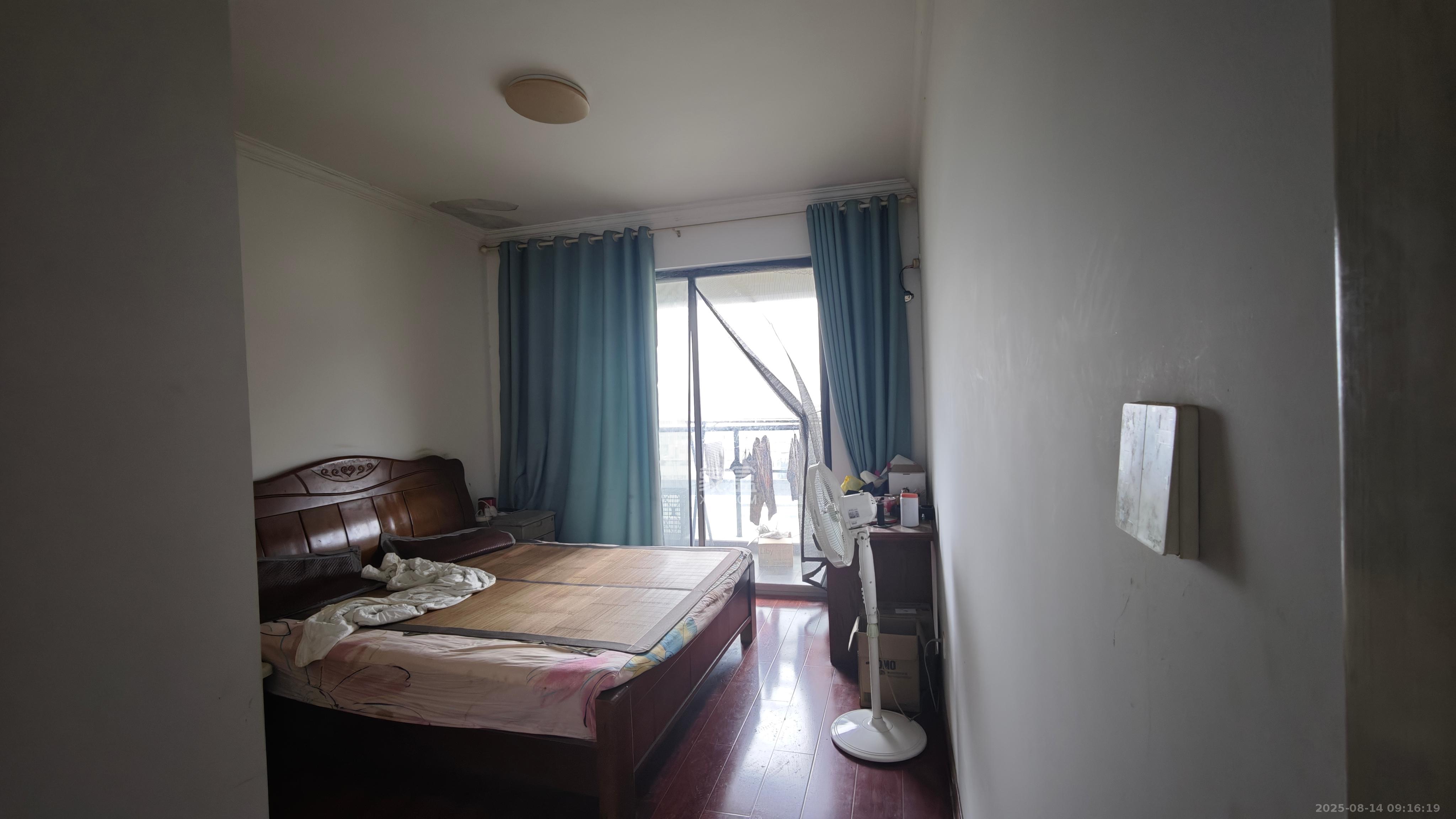 八方小区B区 3室2厅2卫 4000.0元/月 八方小区B区 3室2厅2卫 4000.0元/月室内图