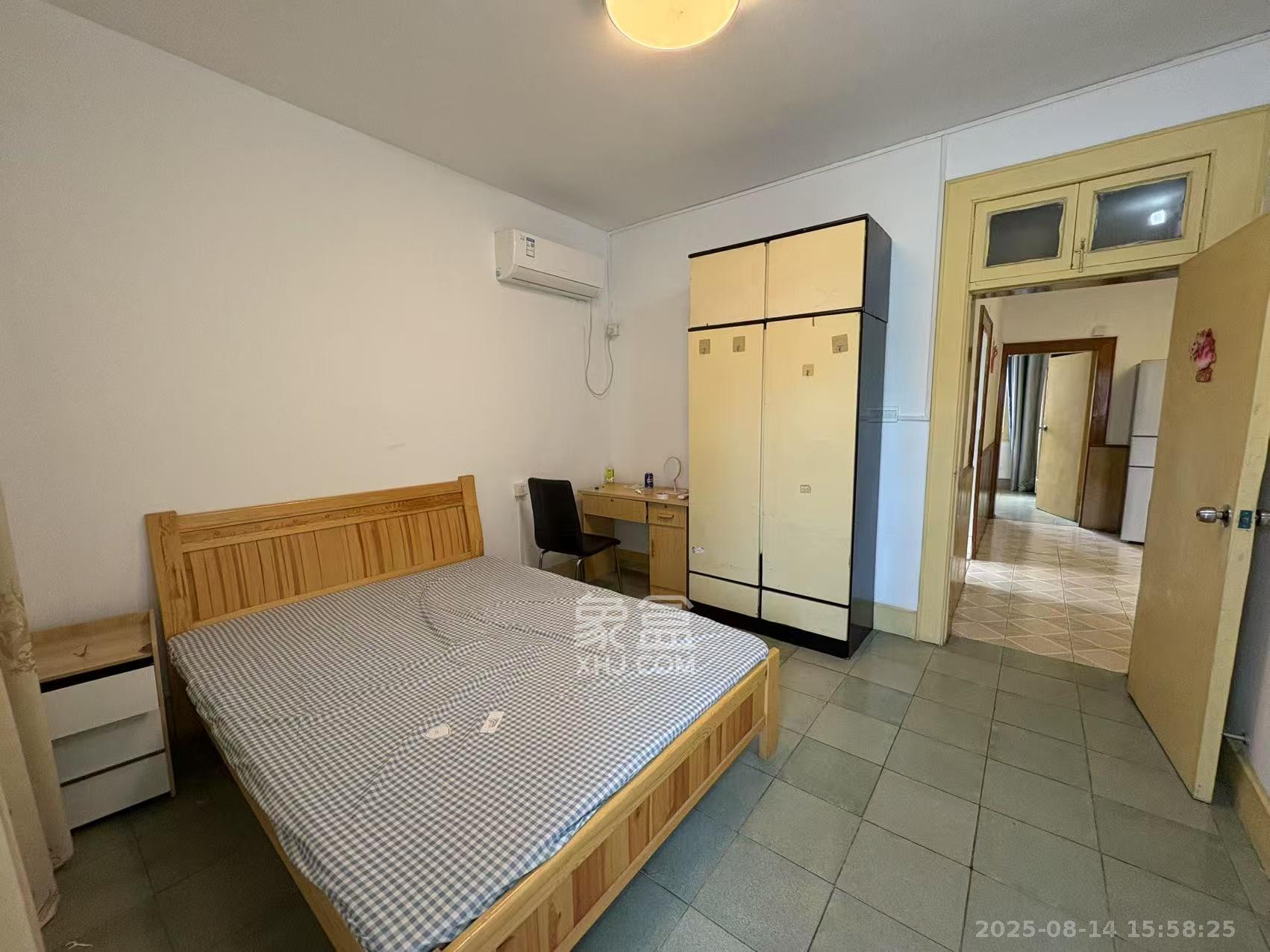 税务局宿舍(人民西路251号)  3室1厅1卫    3200.0元/月 税务局宿舍(人民西路251号)  3室1厅1卫    3200.0元/月室内图