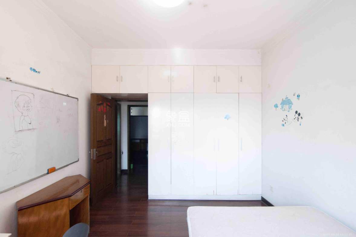 望麓锦园 3室2厅2卫 2300.0元/月 望麓锦园 3室2厅2卫 2300.0元/月室内图