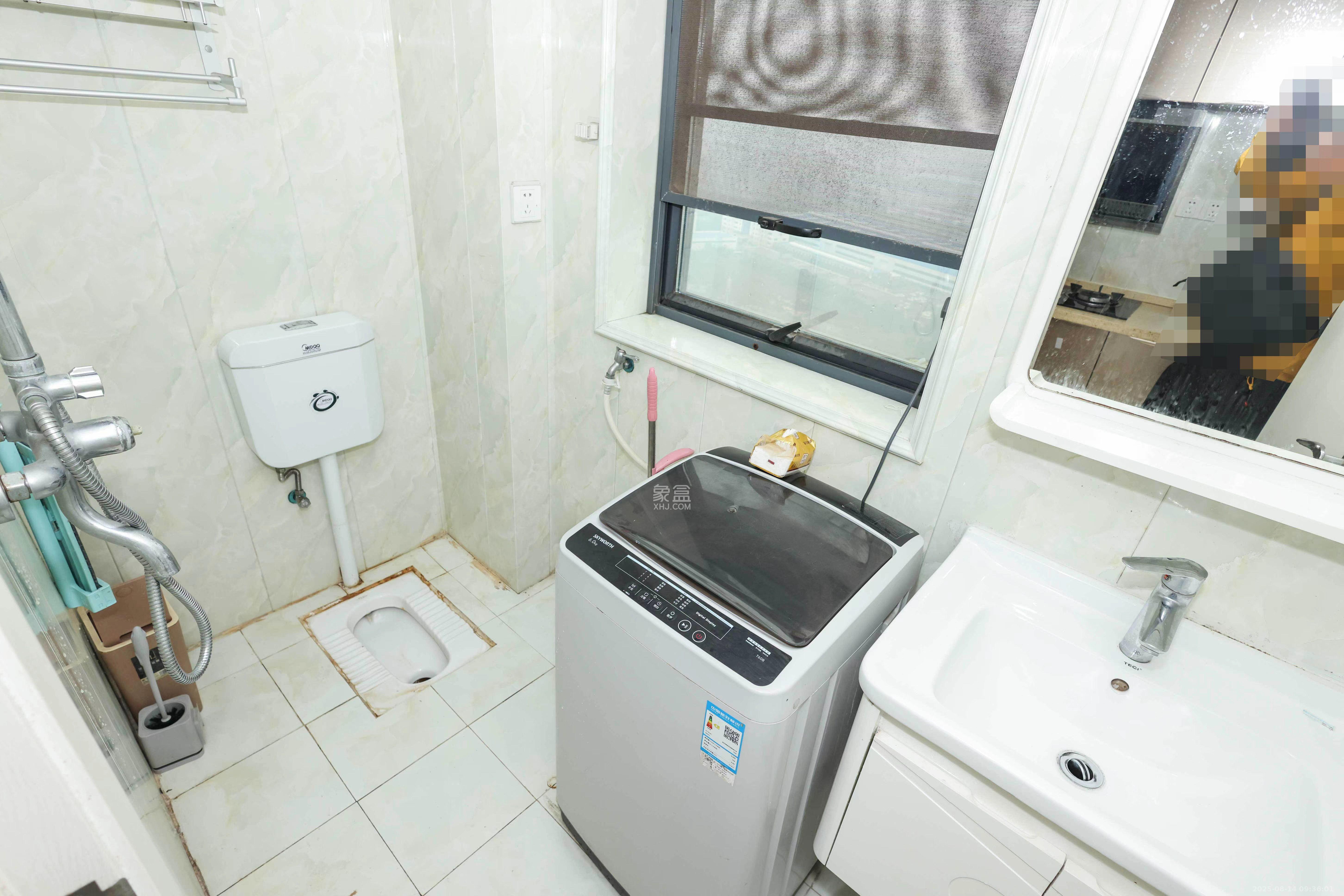 天元涉外景园C区  1室1厅1卫    1700.0元/月 天元涉外景园C区  1室1厅1卫    1700.0元/月室内图