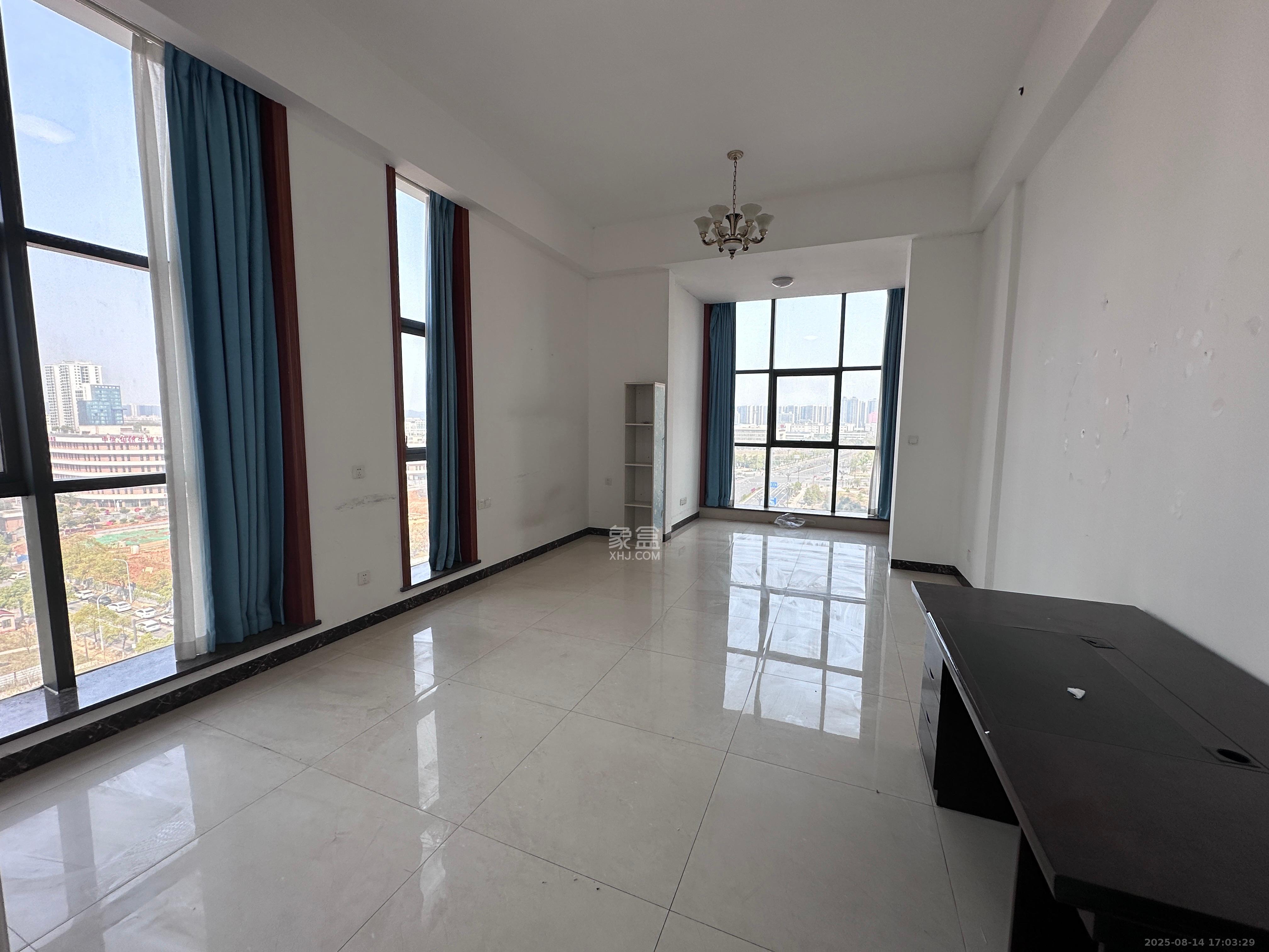 华侨假日中心(晟华苑) 1室1厅1卫 1700.0元/月 华侨假日中心(晟华苑) 1室1厅1卫 1700.0元/月室内图