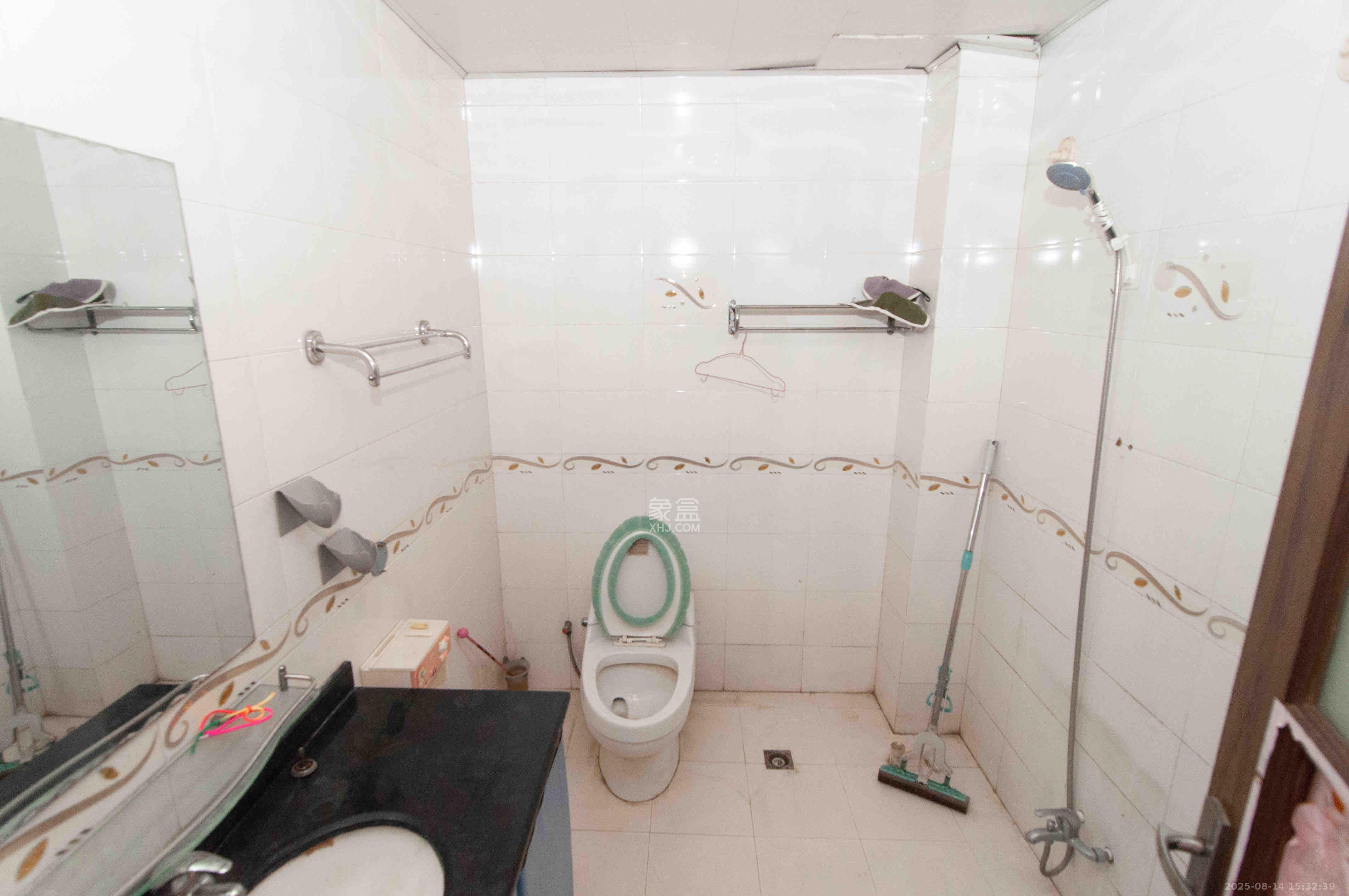 望麓锦园 3室2厅2卫 2300.0元/月 望麓锦园 3室2厅2卫 2300.0元/月室内图