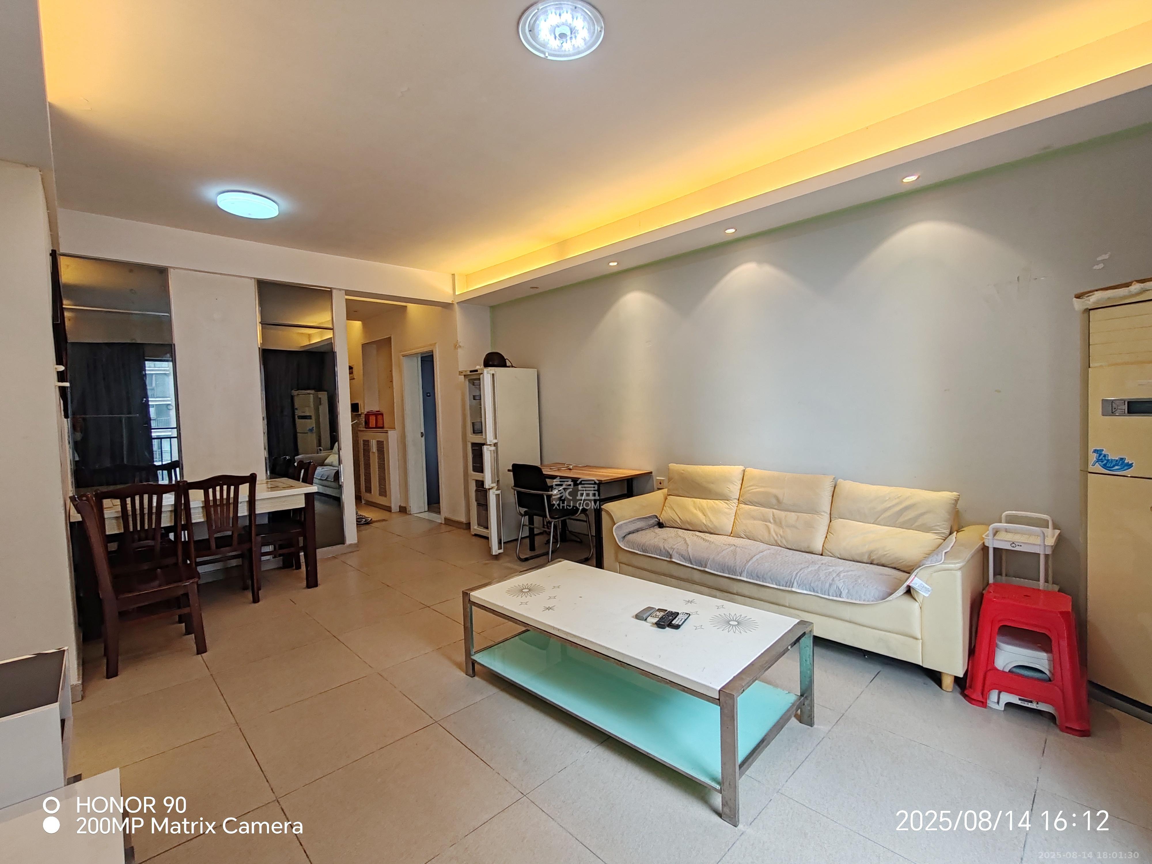 佳天瑞宁花园  2室2厅1卫    2300.0元/月 佳天瑞宁花园  2室2厅1卫    2300.0元/月