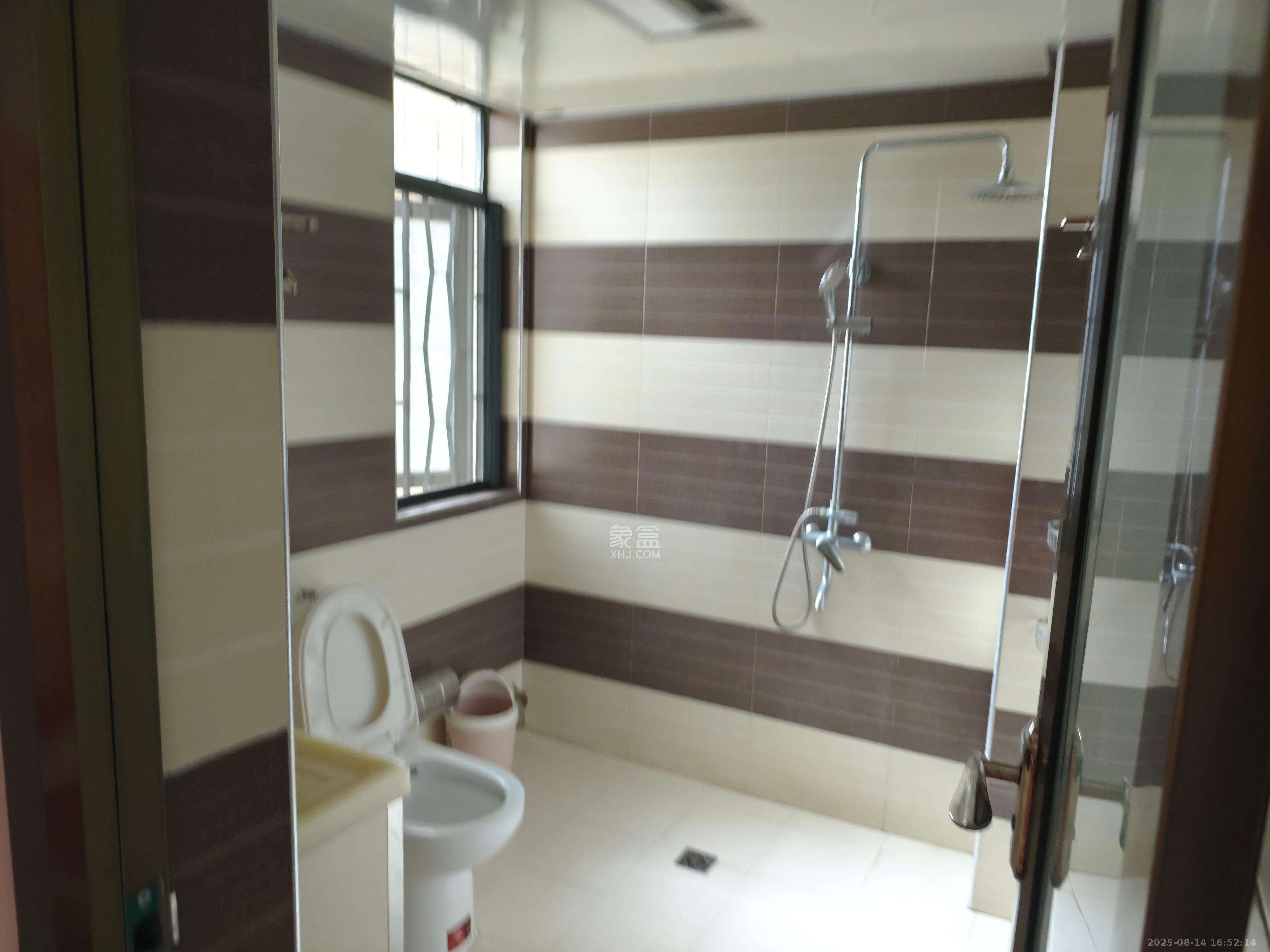 茶山馨苑  3室1厅1卫    3400.0元/月室内图